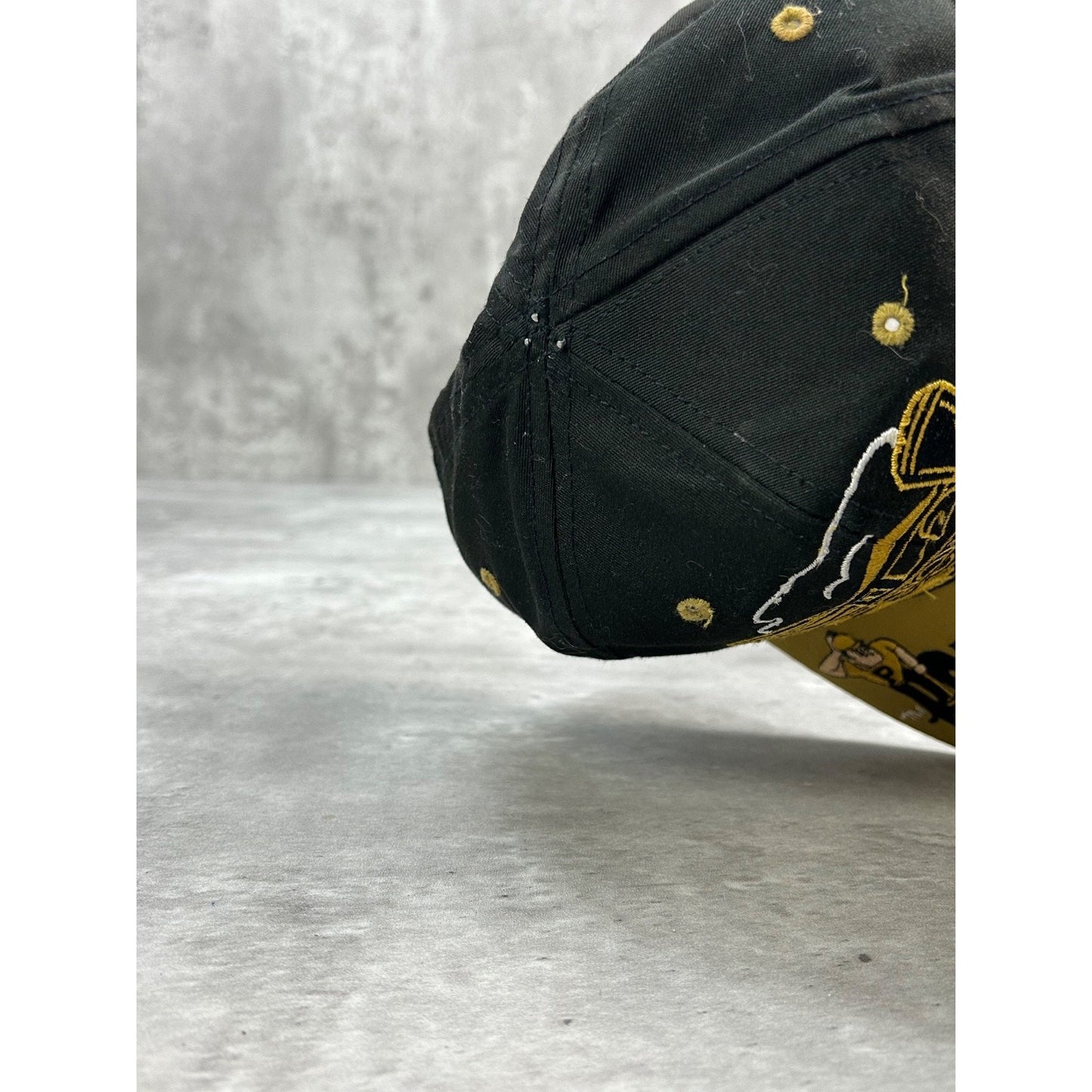 Vintage 90s Purdue Boilermakers NCAA Embroidered Logo Snapback Hat OSFA