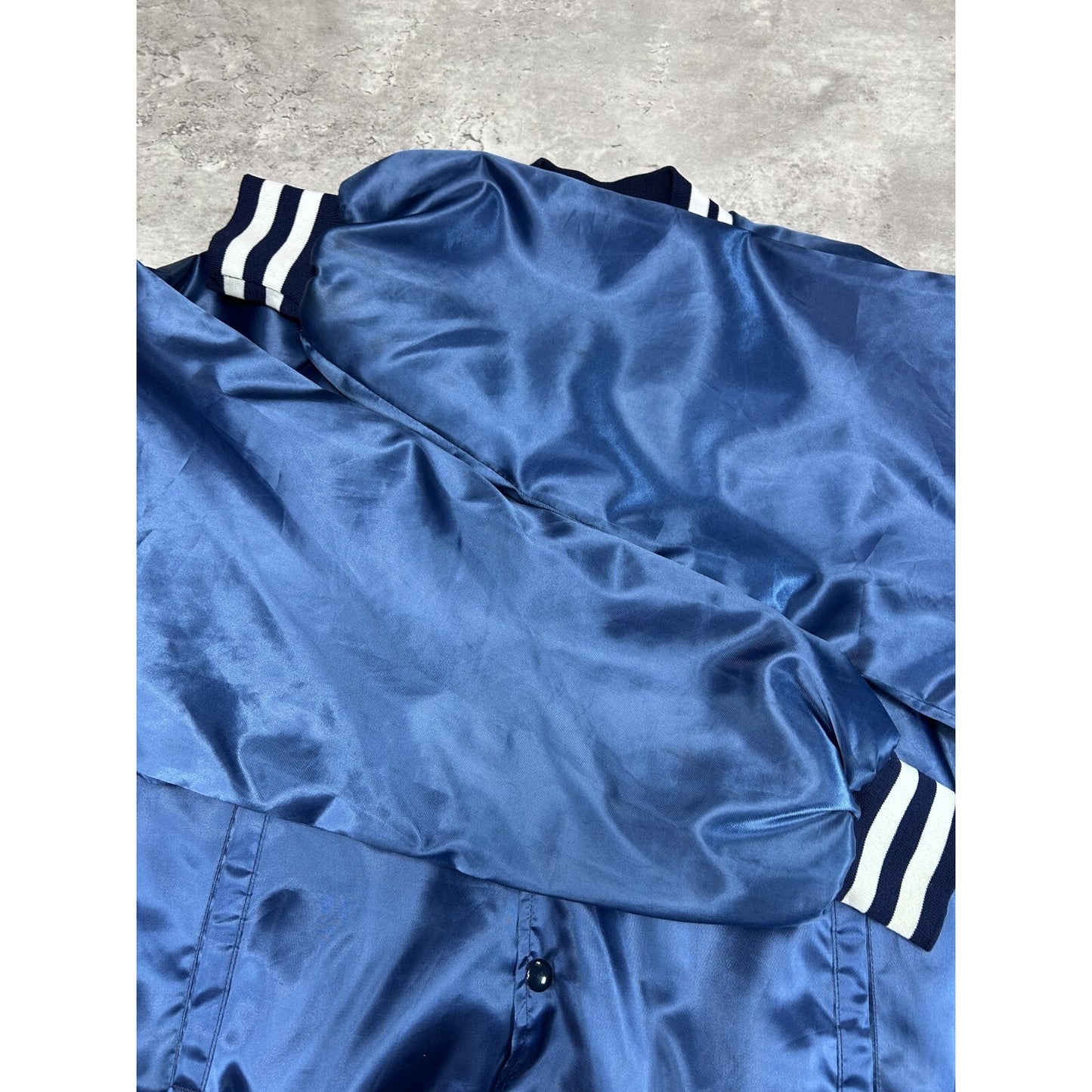 Vintage 80s Buick Embroidered Patch Satin Bomber Jacket Size Large Blue