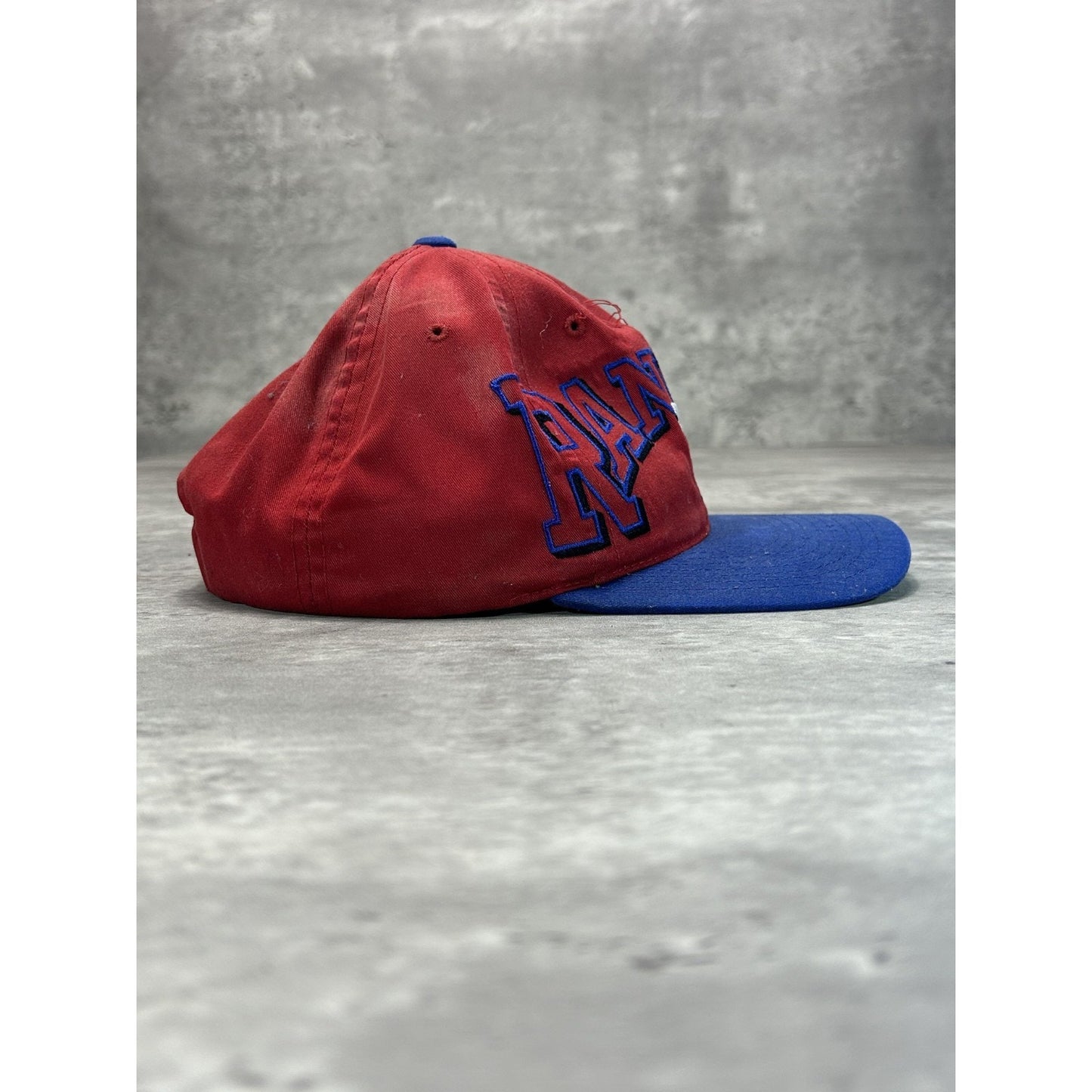Vintage 90s Texas Rangers MLB Embroidered Arc Spellout Snapback Hat OSFA