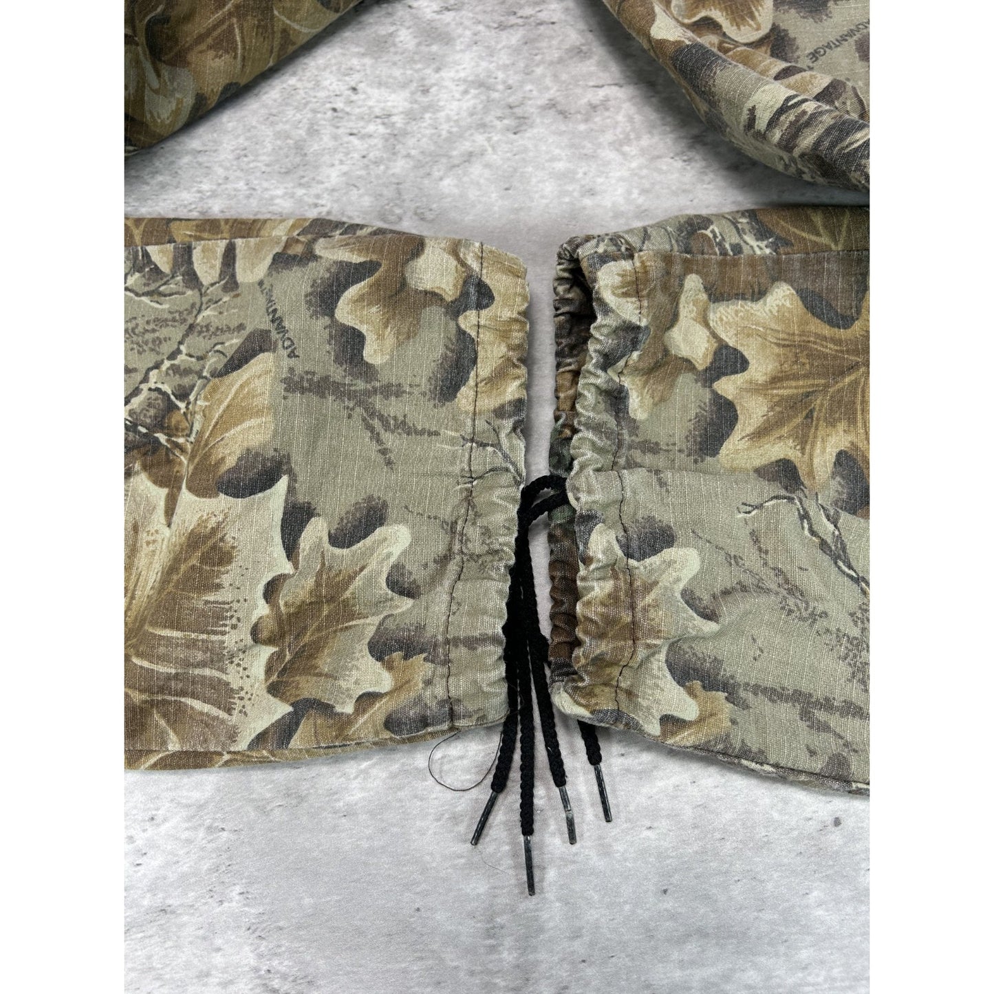 Vintage 90s Advantage Tree Camo Hunting Cargo Pants Size 34
