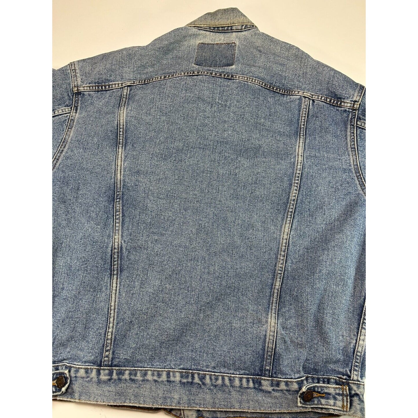 Vintage 90s Levis Red Tab Medium Wash Denim Type 3 Trucker Jacket Size Large