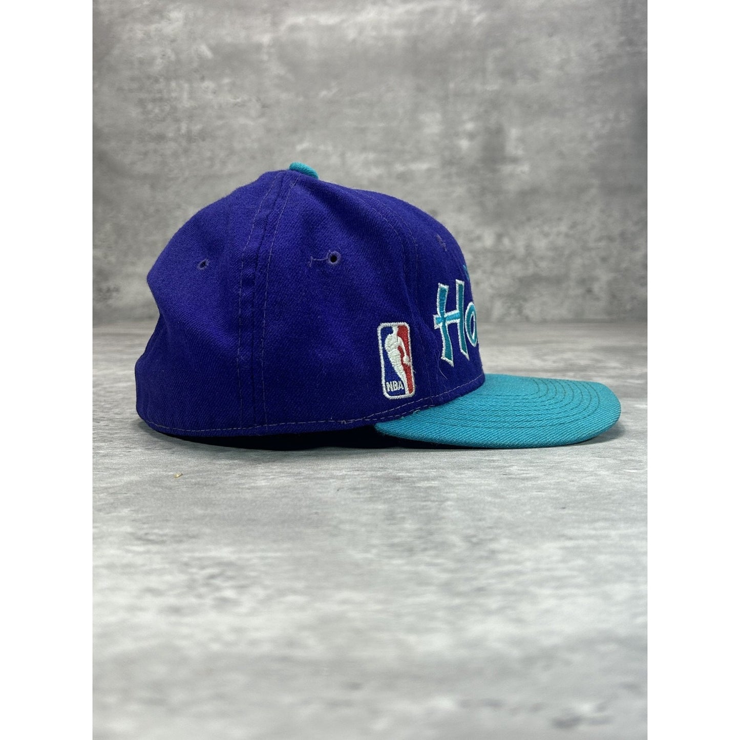 Vintage 90s Charlotte Hornets NBA Sports Specialties Script Fitted Hat 6 3/4