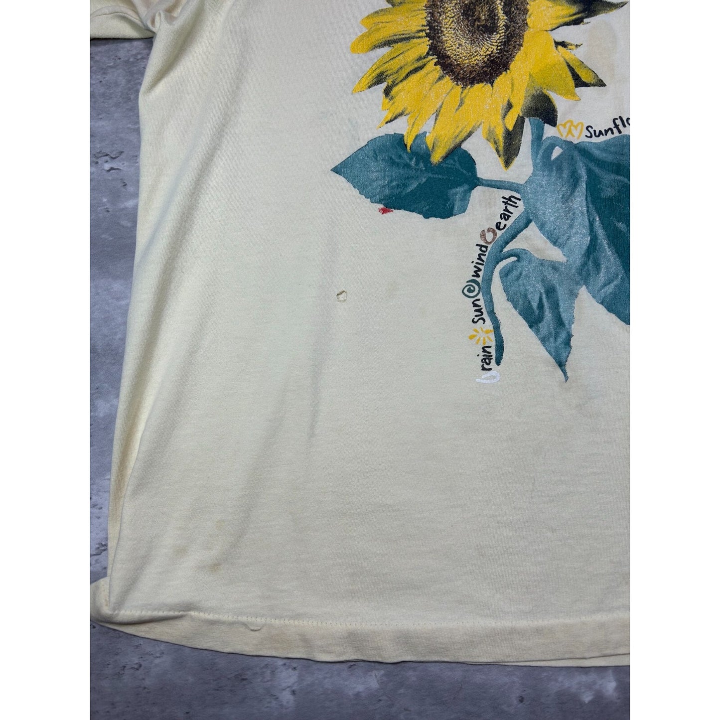 Vintage 80s/90s Rain Sun & Wind Sunflower Nature Graphic T-Shirt Size Large