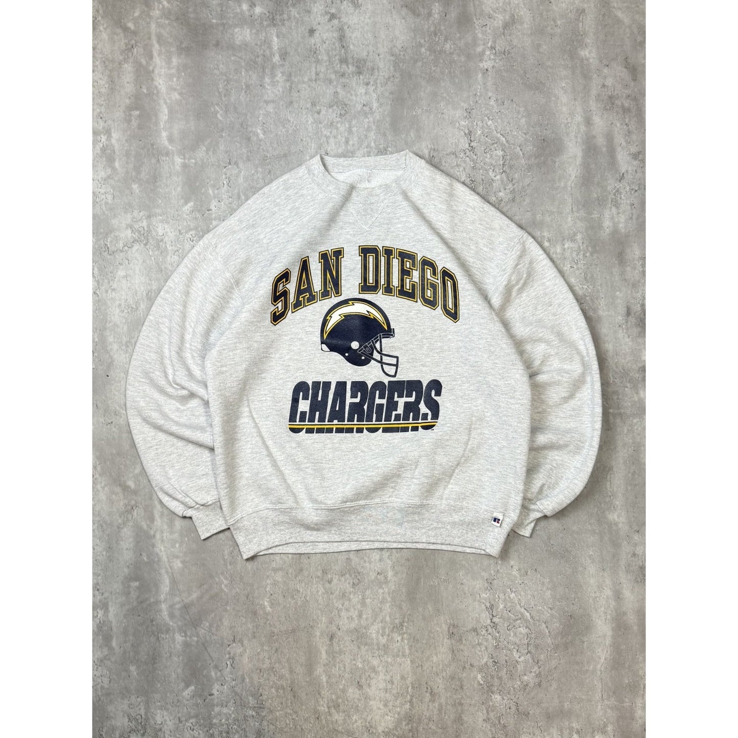 Vintage 90s San Diego Chargers NFL Helmet Spellout Graphic Sweatshirt Size XL