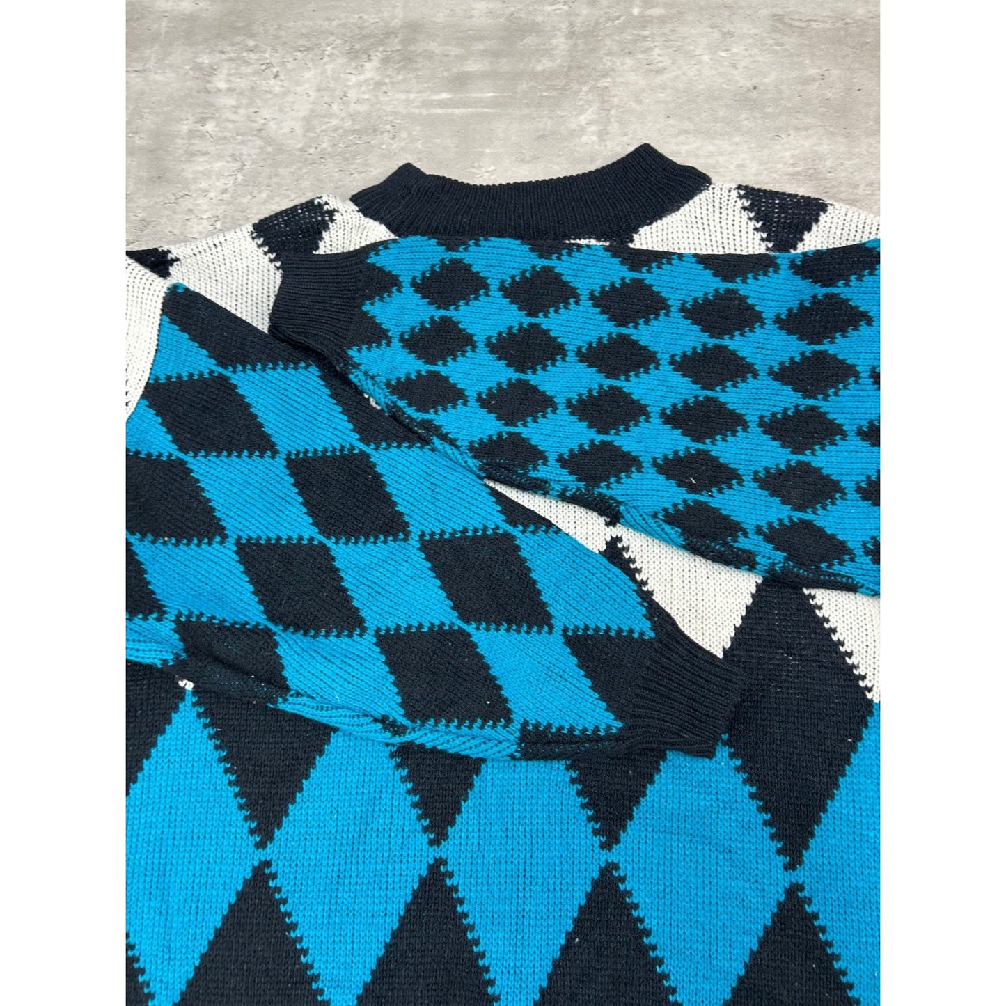 Vintage 80s/90s Yes Diamond Print Pullover Ribbed Knit Sweater Size Medium