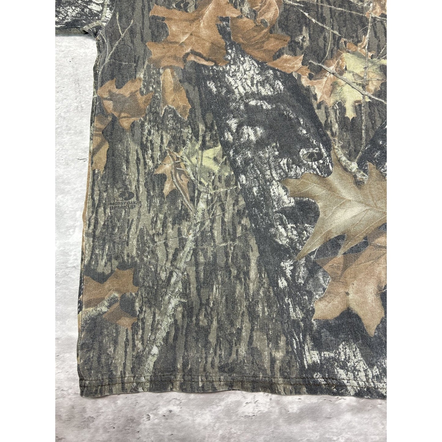 Vintage Mossy Oak Break Up Tree Camo Hunting Pocket T-Shirt Size XL
