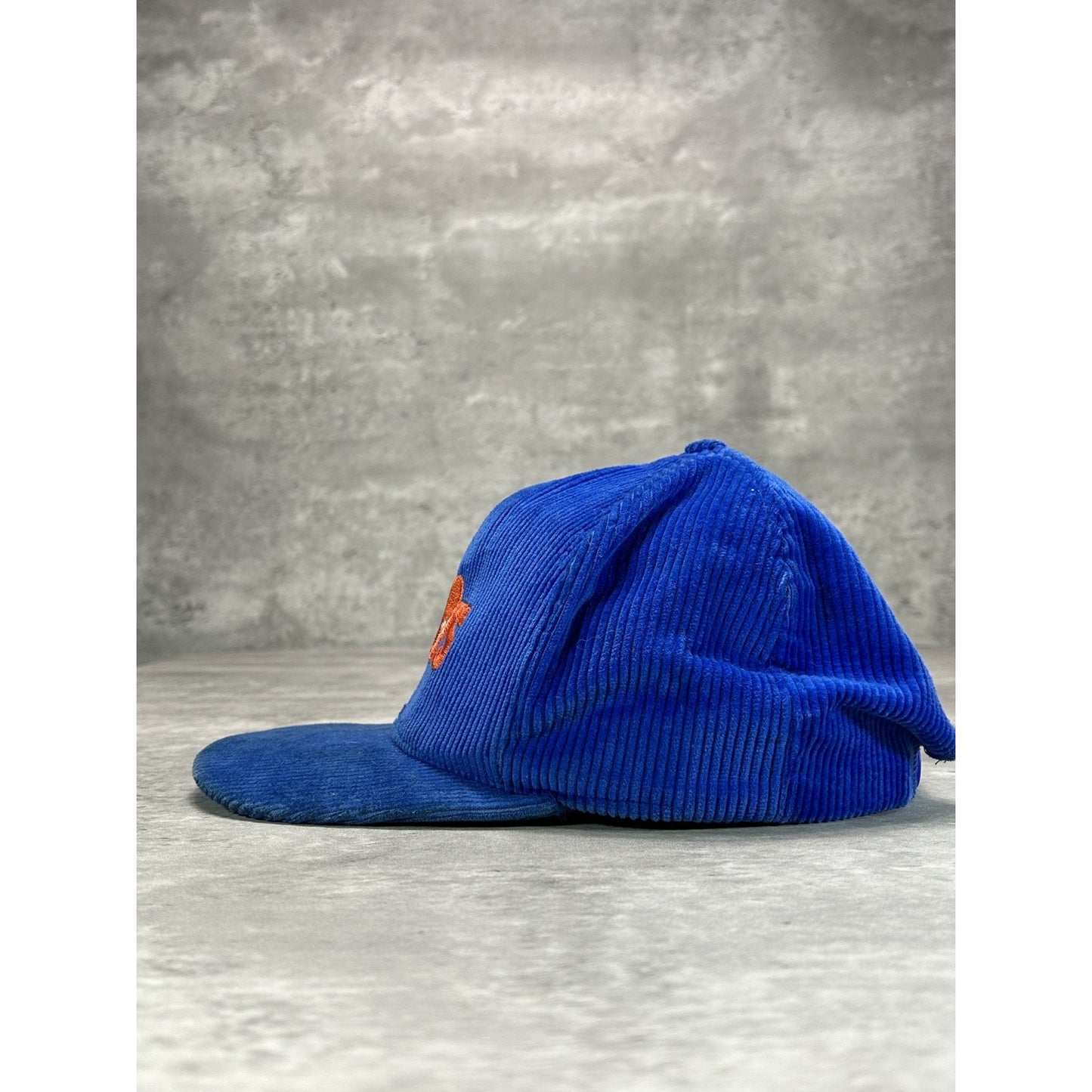 VTG 90s Cleveland Cavaliers NBA Embroidered Spellout Corduroy Snapback Hat OSFA