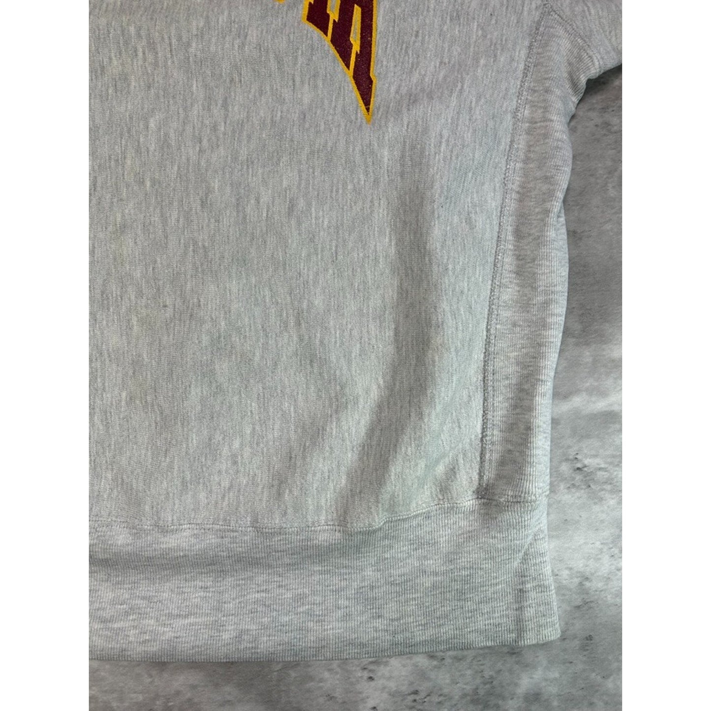 Vintage 90s Minnesota Gophers NCAA Champion Reverse Weave Sweatshirt Size XL
