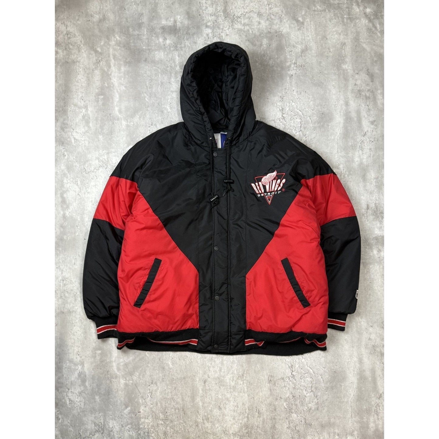Vintage 90s Detroit Red Wings NHL Insulated Embroidered Nylon Jacket Size XL