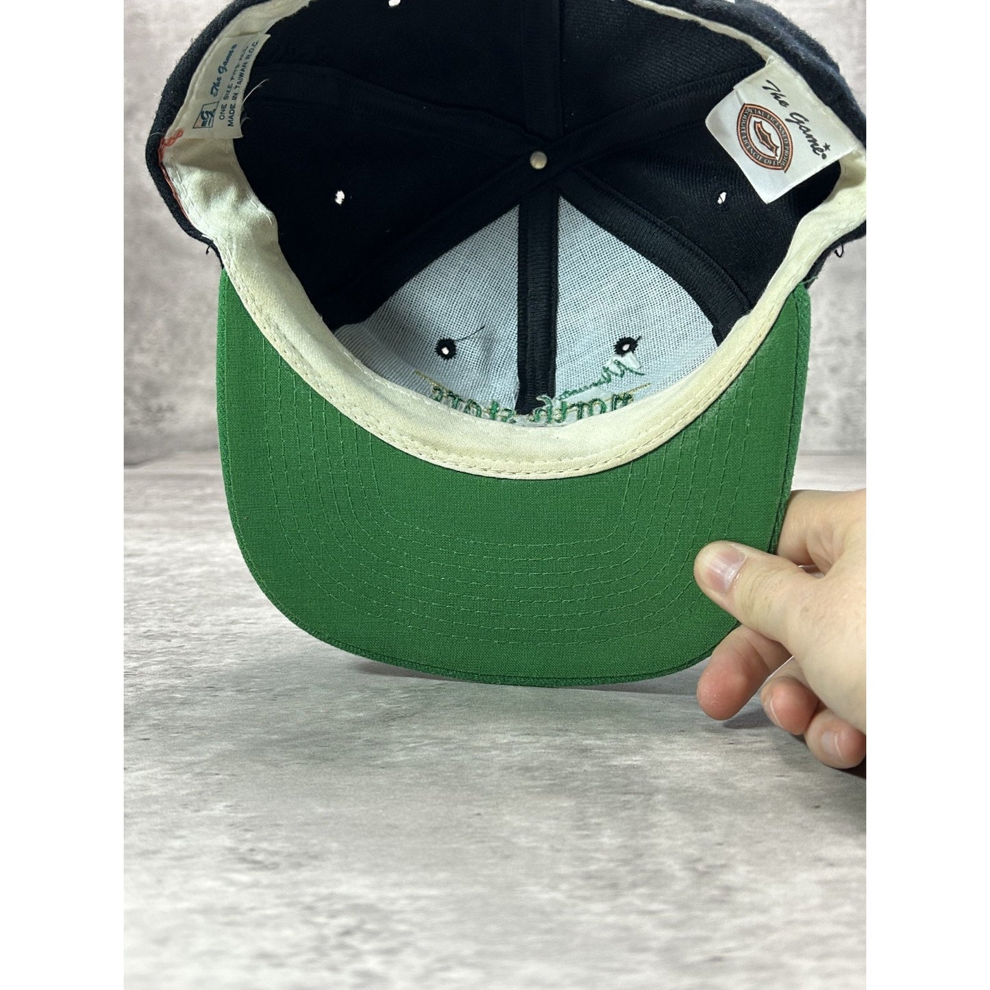 Vintage 90s Minnesota North Stars NHL Embroidered Spellout Snapback Hat OSFA
