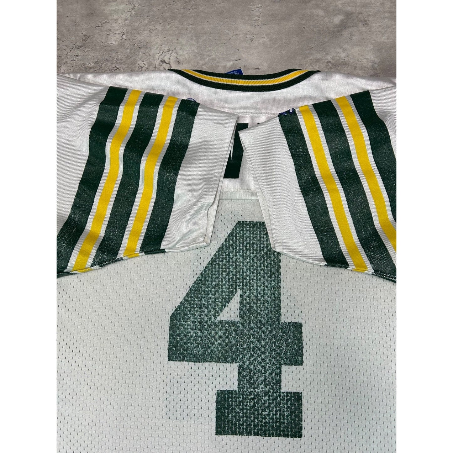 Vintage 90s Brett Favre #4 Green Bay Packers NFL Champion Football Jersey Size L