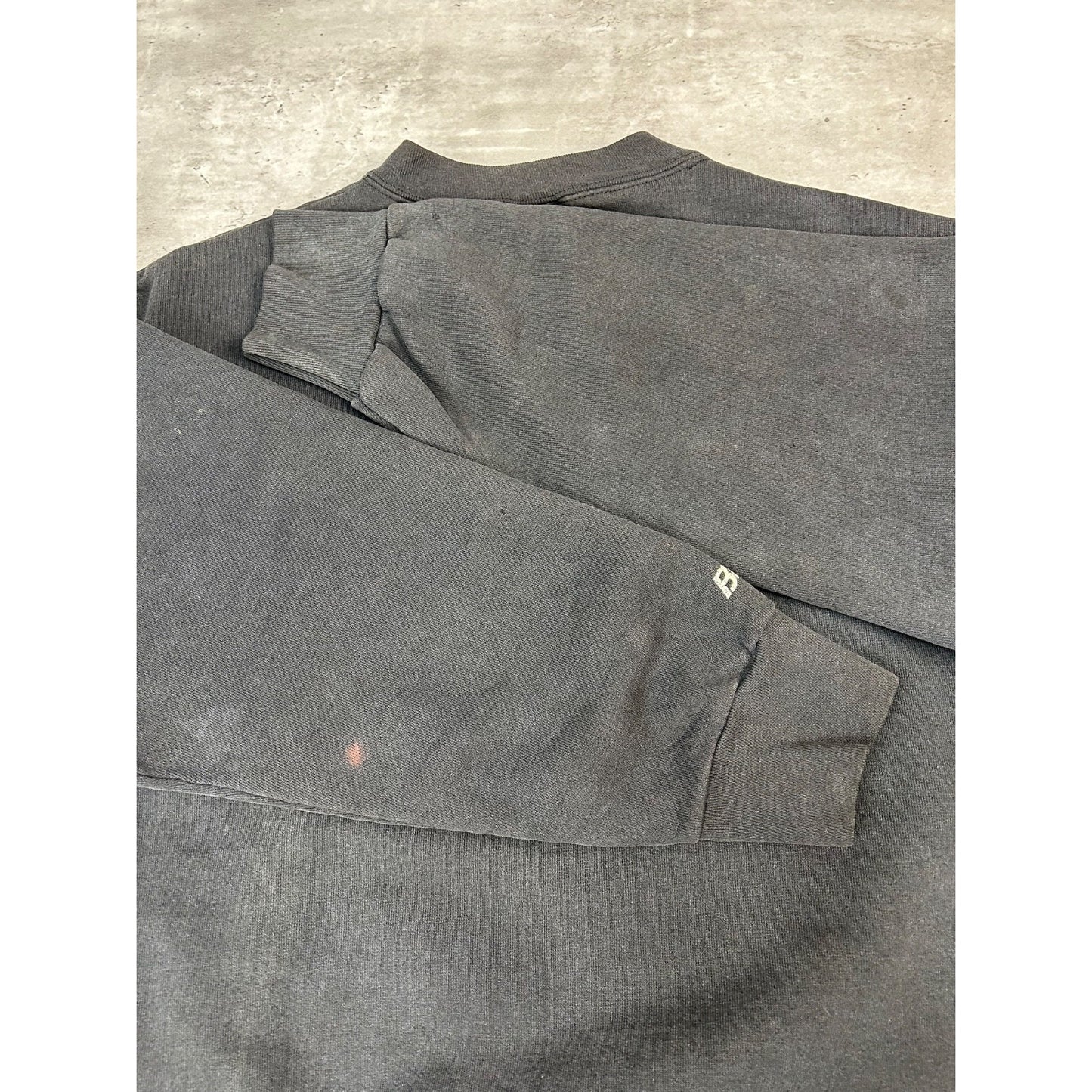 Vintage 90s Los Angeles Raiders NFL Spellout Graphic Football Sweatshirt Size XL