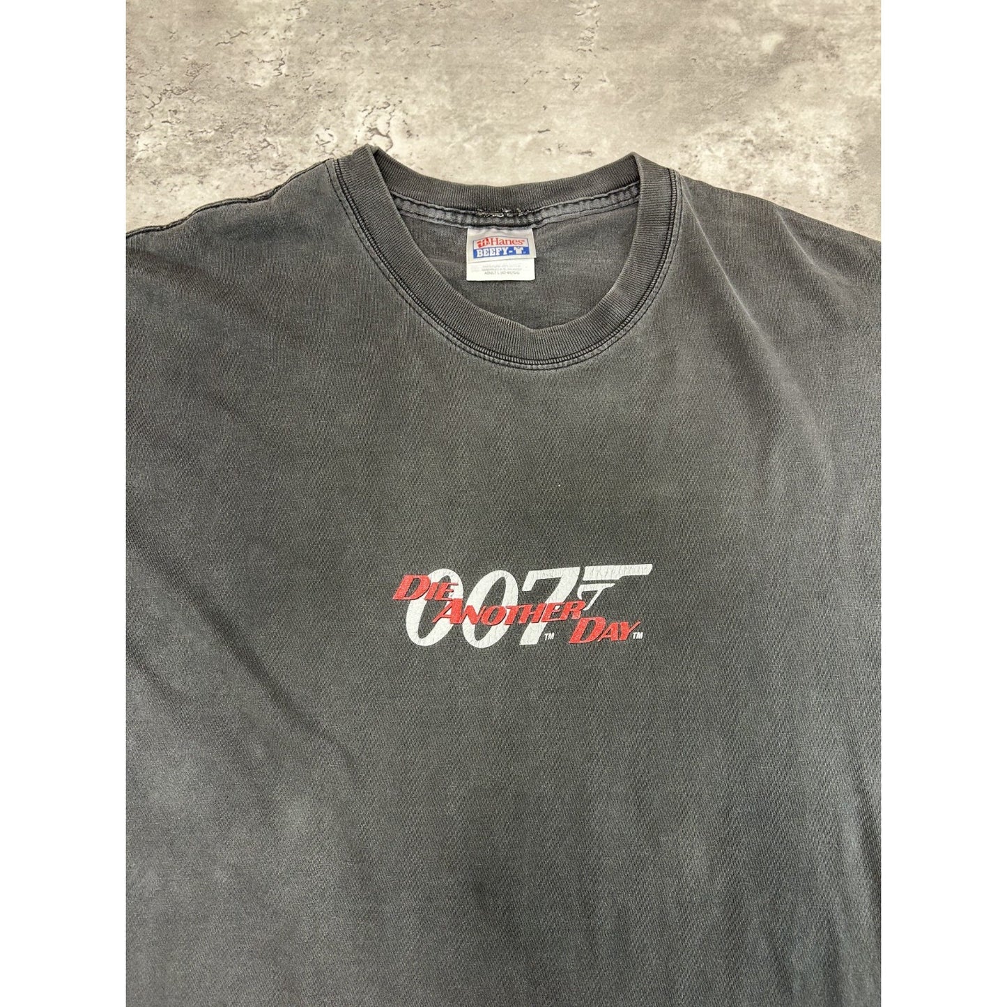 Vintage 90s 007 Die ANother Day Spellout Graphic Movie Promo T-Shirt Size Large