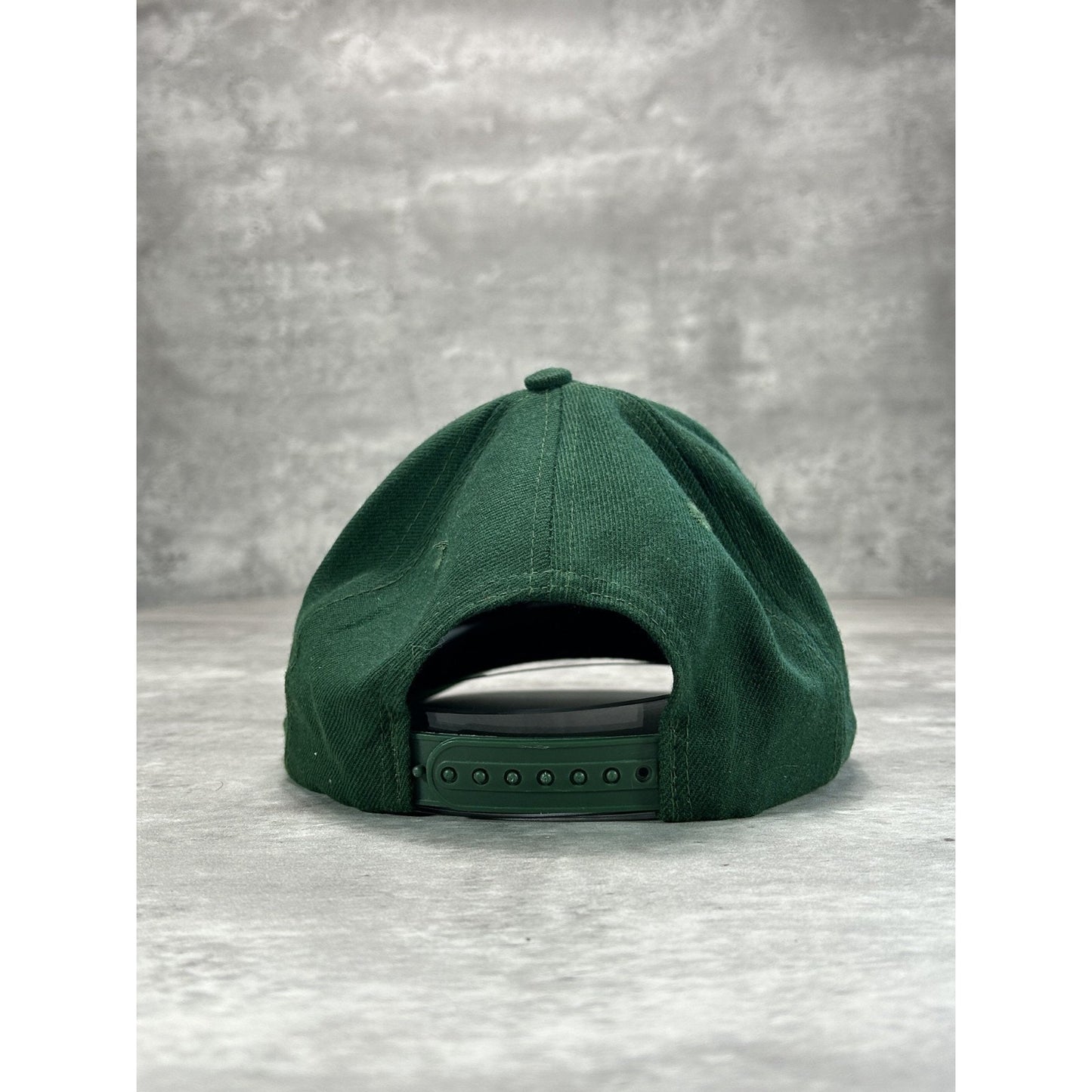 Vintage 90s Green Bay Packers NFL Embroidered Logo Football Snapback Hat OSFA