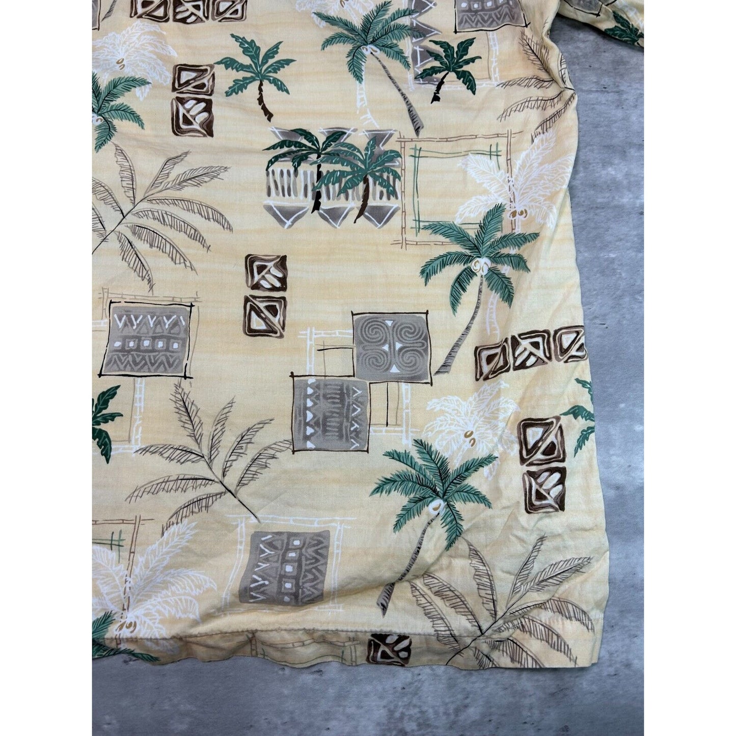 Vintage Palm Tree Pattern Print Short Sleeve Button Up Shirt Size XL Yellow