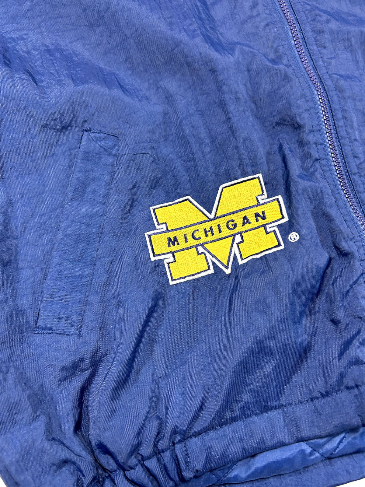 Vintage 90s Michigan Wolverines NCAA Insulated Pullover Starter Jacket Size Medium