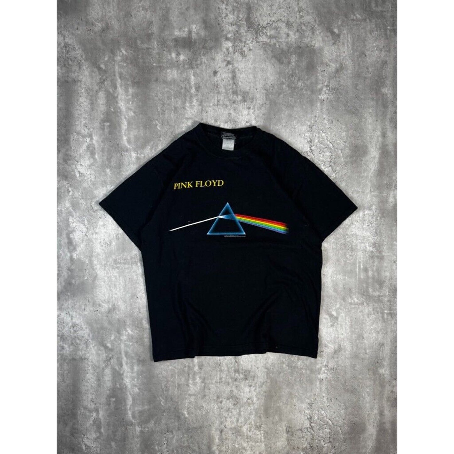 Vintage 2001 Pink Floyd Dark Side Of The Moon Rock Album T-Shirt Size Large