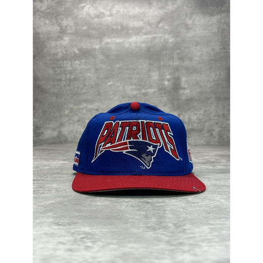 Vintage 90s New England Patriots NFL Embroidered Spellout Logo Snapback Hat OSFA