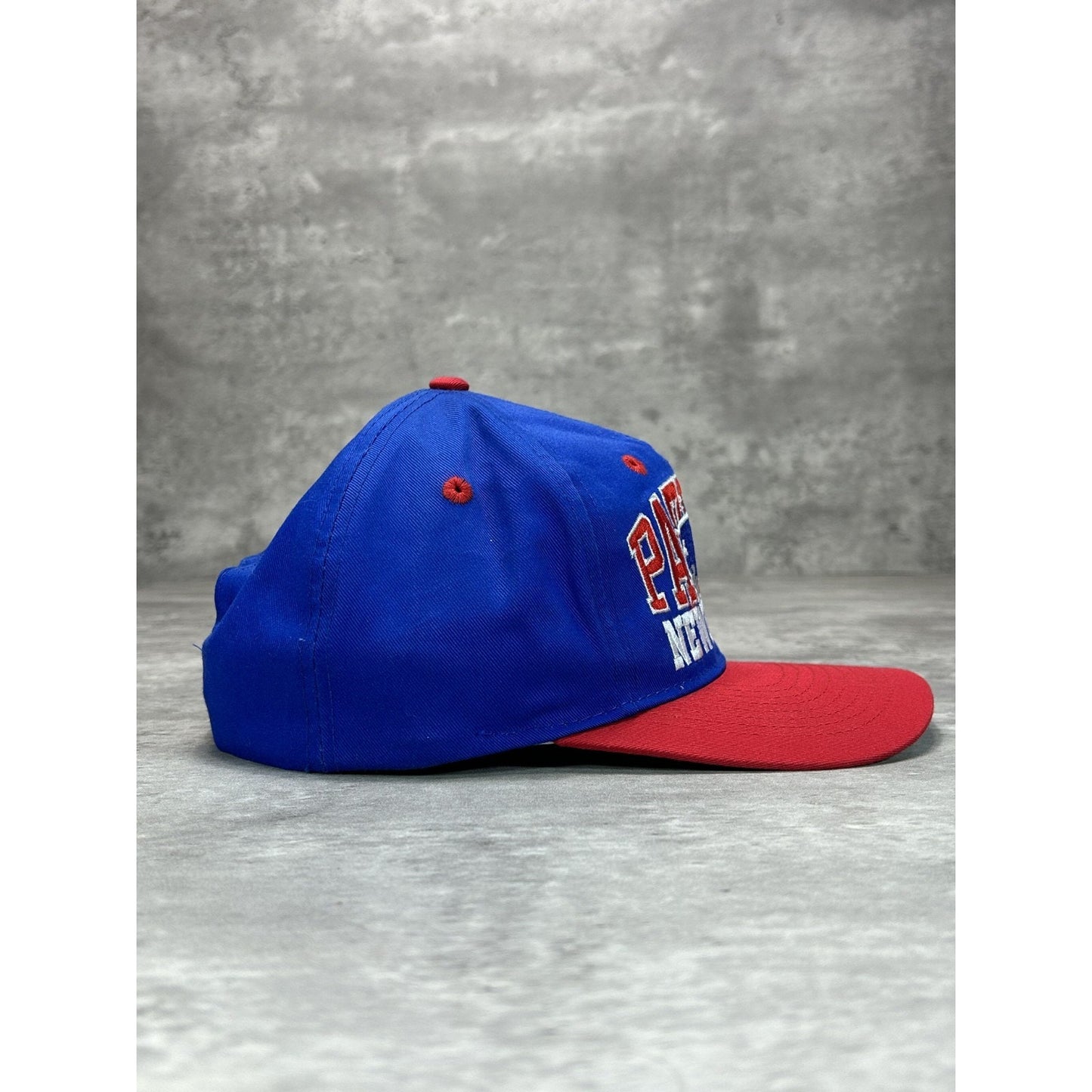 Vintage 90s New England Patriots NFL Embroidered Football Snapback Hat OSFA