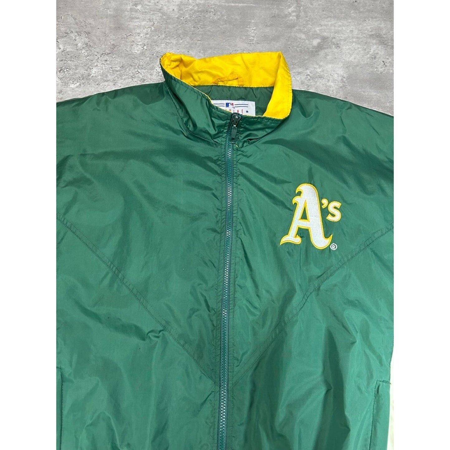 Vintage 90s Oakland Athletics MLB Embroidered Starter Windbreaker Jacket Large