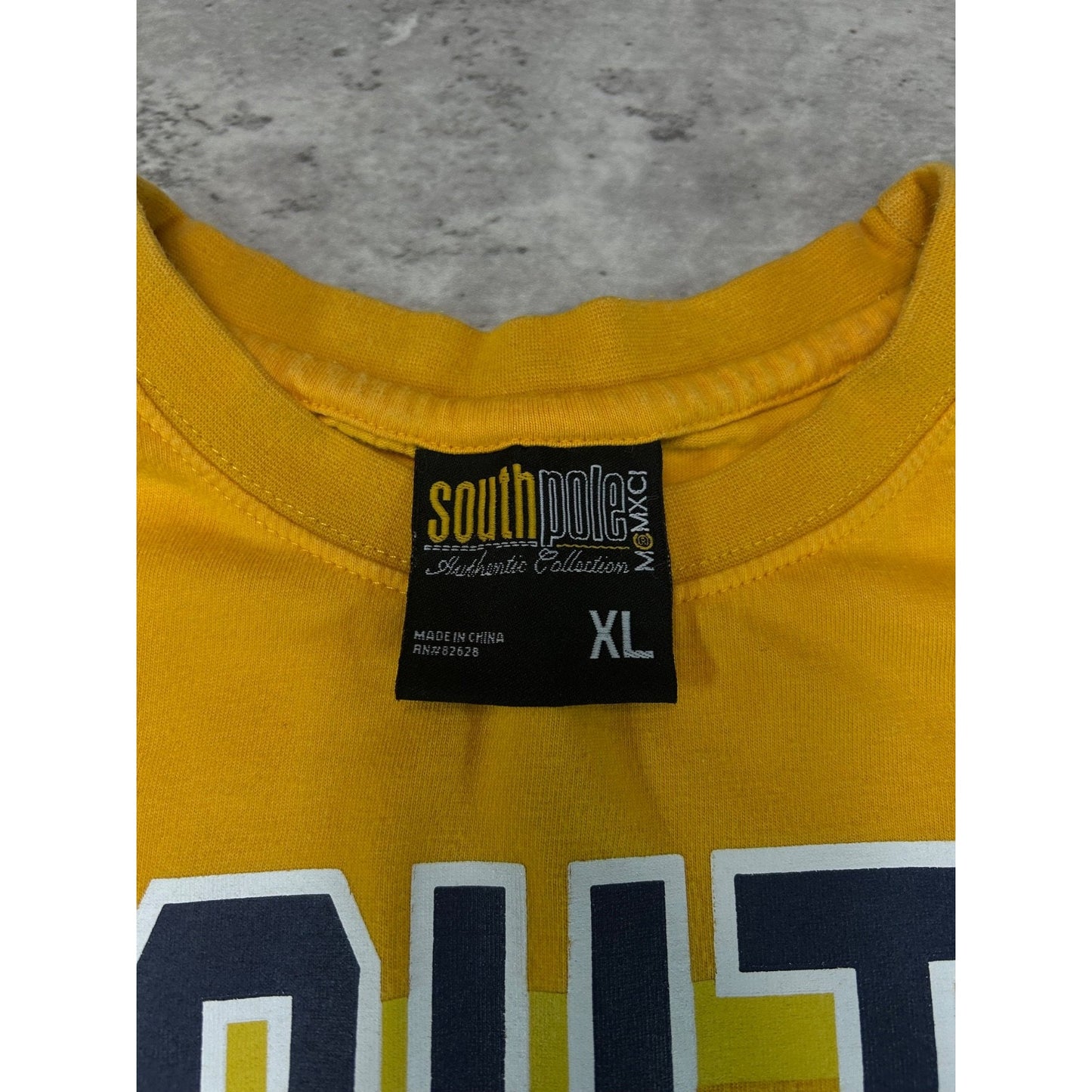 Vintage Y2K Southpole Graphic Spellout T-Shirt Size XL Yellow