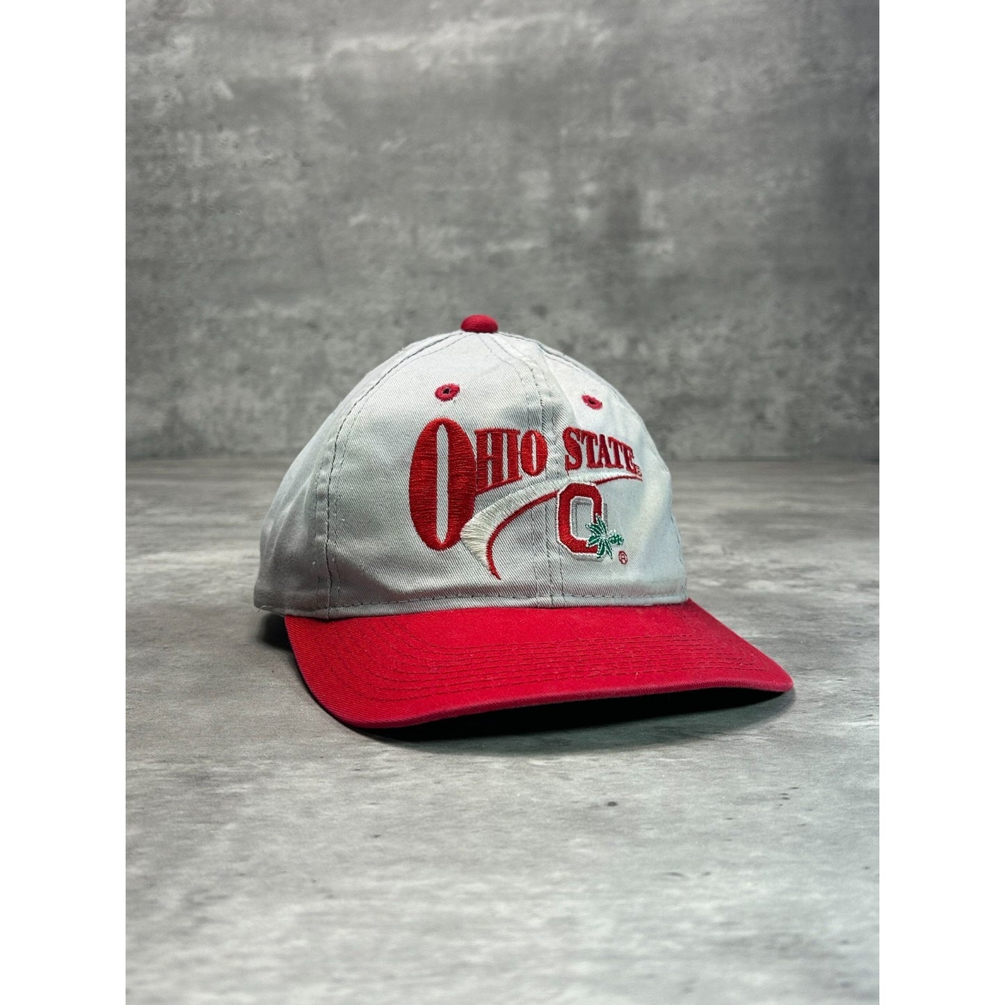 Vintage 90s Ohio State Buckeyes NCAA Embroidered Spellout Snapback Hat OSFA
