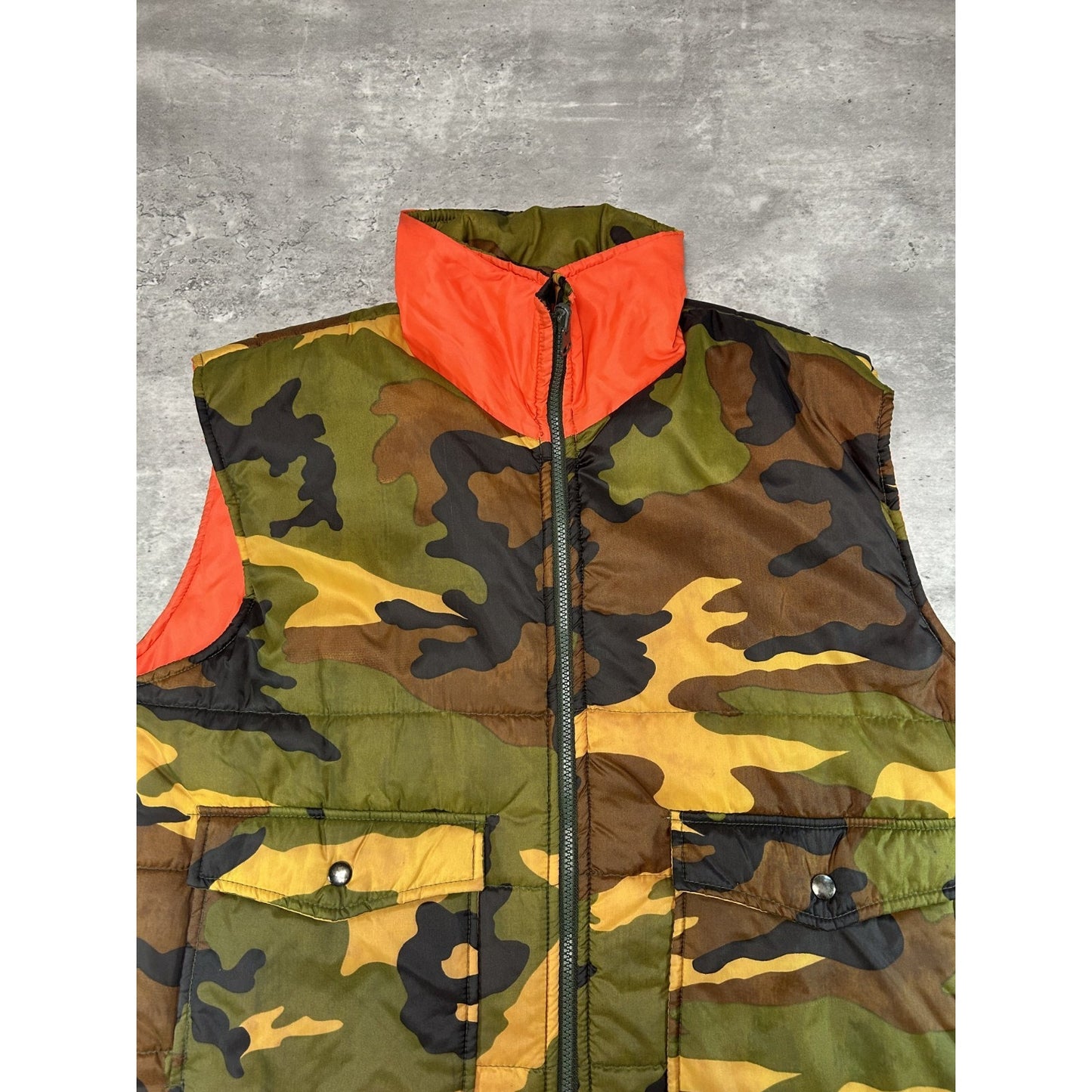 Vintage 80s Winchester Camo Reversible Nylon Hunting Puffer Jacket Size Medium