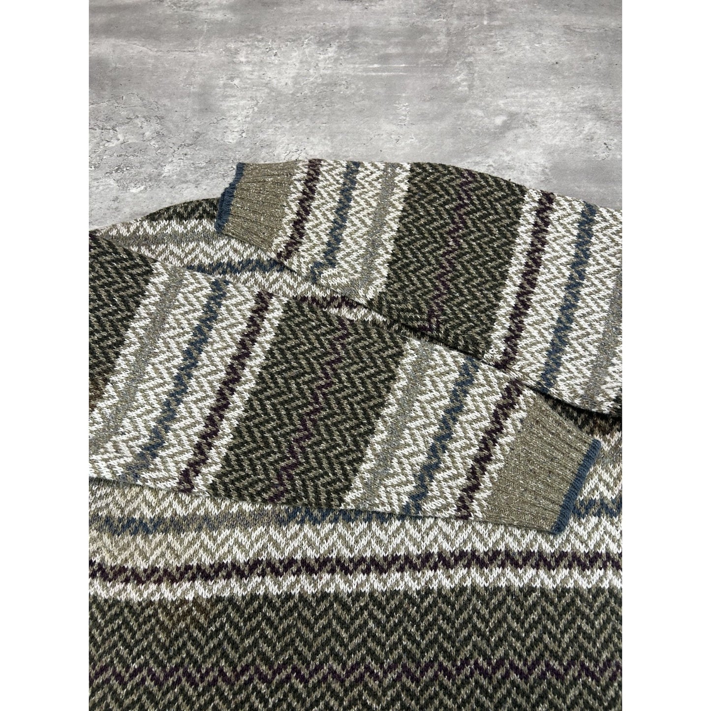Vintage Jantzen Abstract Striped Earth Tone Pullover Knit Sweater Size Large