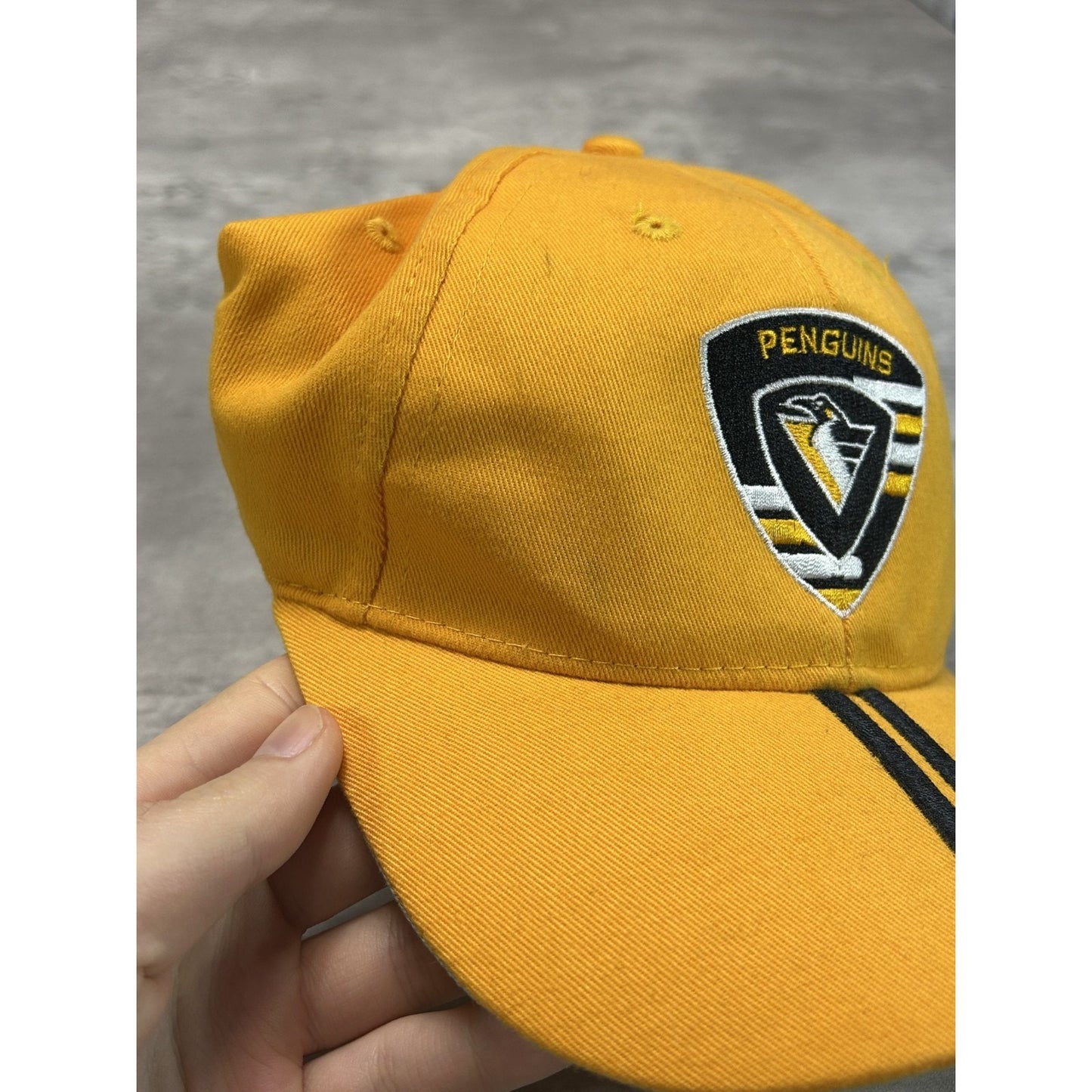 Vintage 90s Pittsburgh Penguins NHL Embroidered Logo Hockey Strapback Hat OSFA