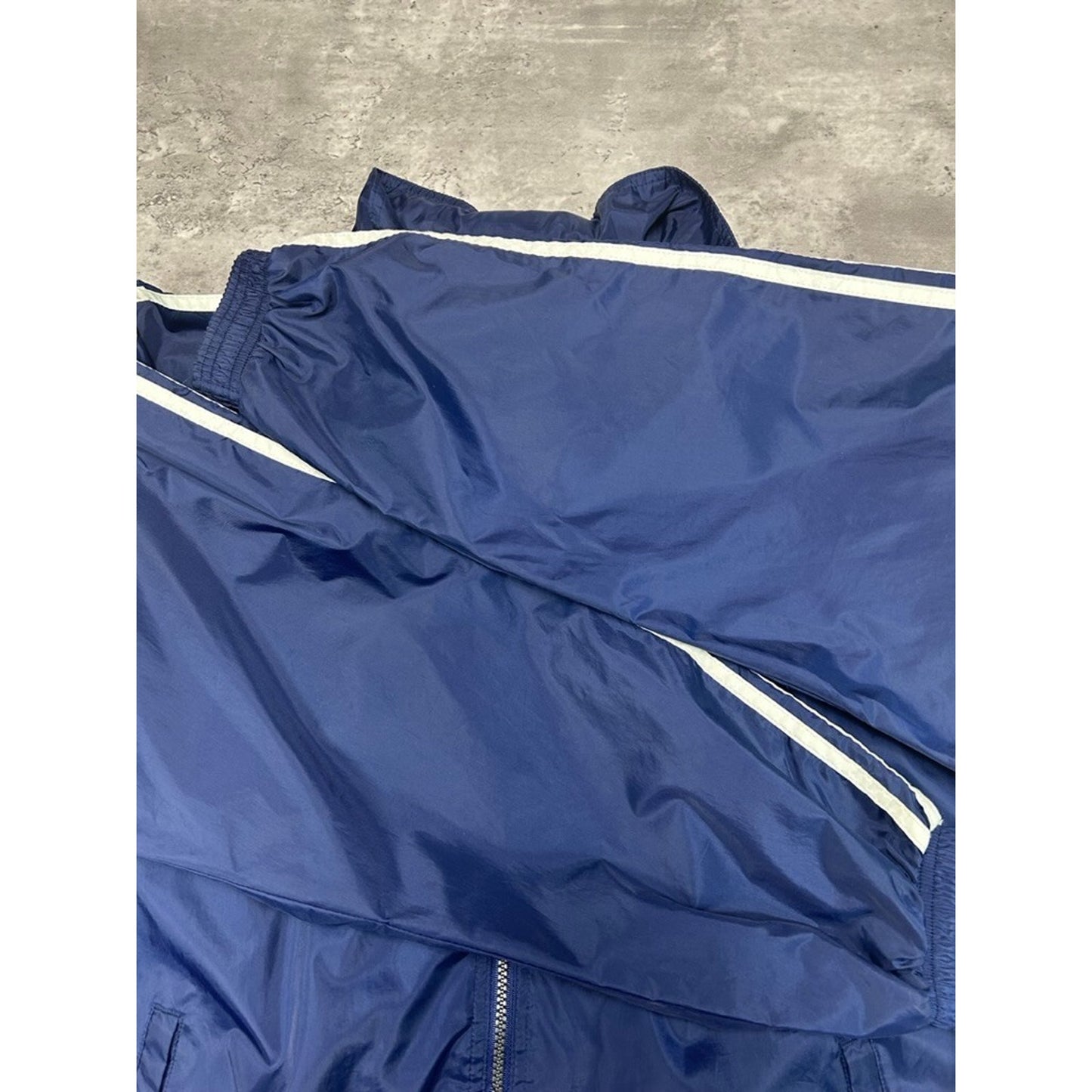 Vintage 90s Adidas Embroidered Logo Nylon Windbreaker Jacket Size Large Blue