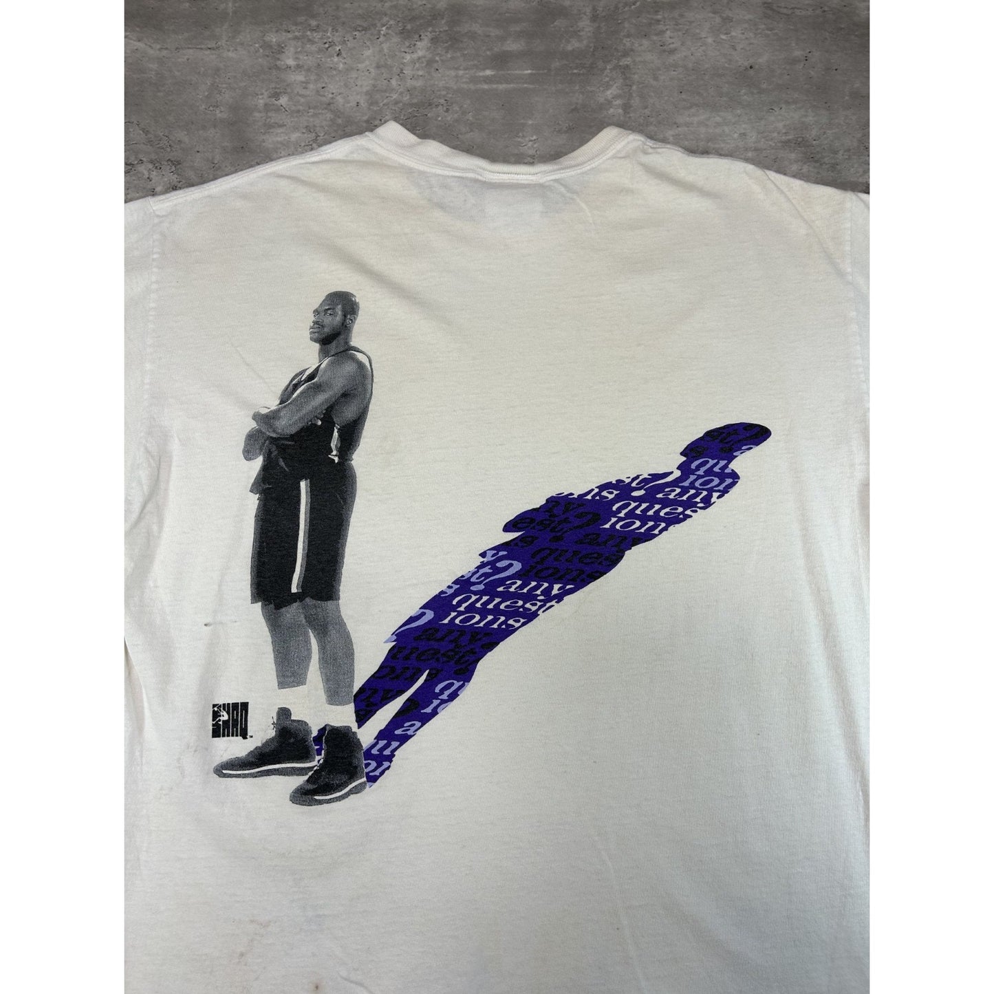 Vintage 90s Reebok Shaquille O'Neal Basketball Player Graphic T-Shirt Size XL