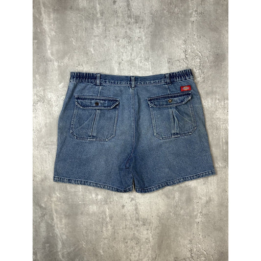 Vintage Dickies Medium Wash Denim Workwear Cargo Shorts Size 40