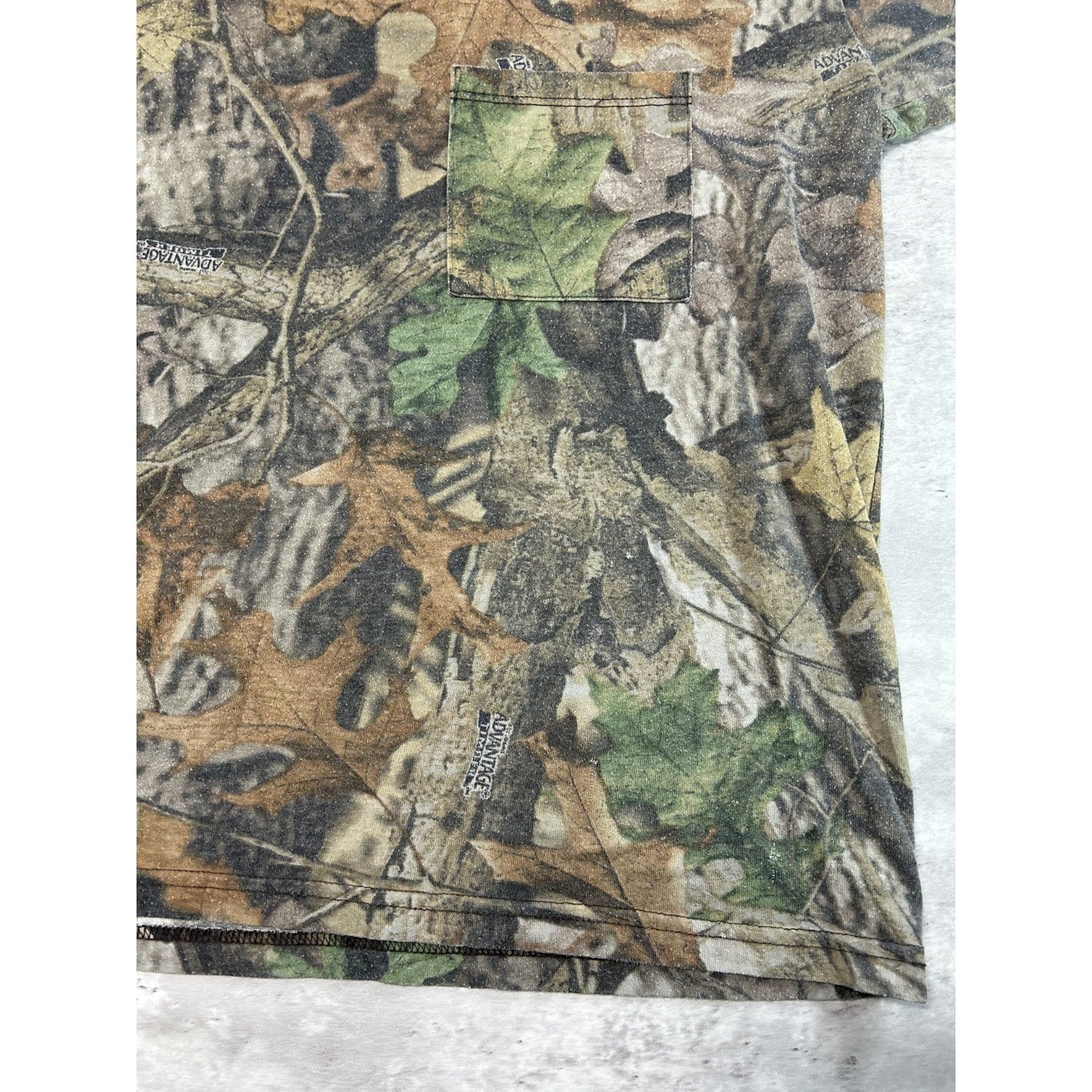 Vintage 90s Advantage Timber Tree Camo Hunting Long Sleeve T-Shirt Size Large