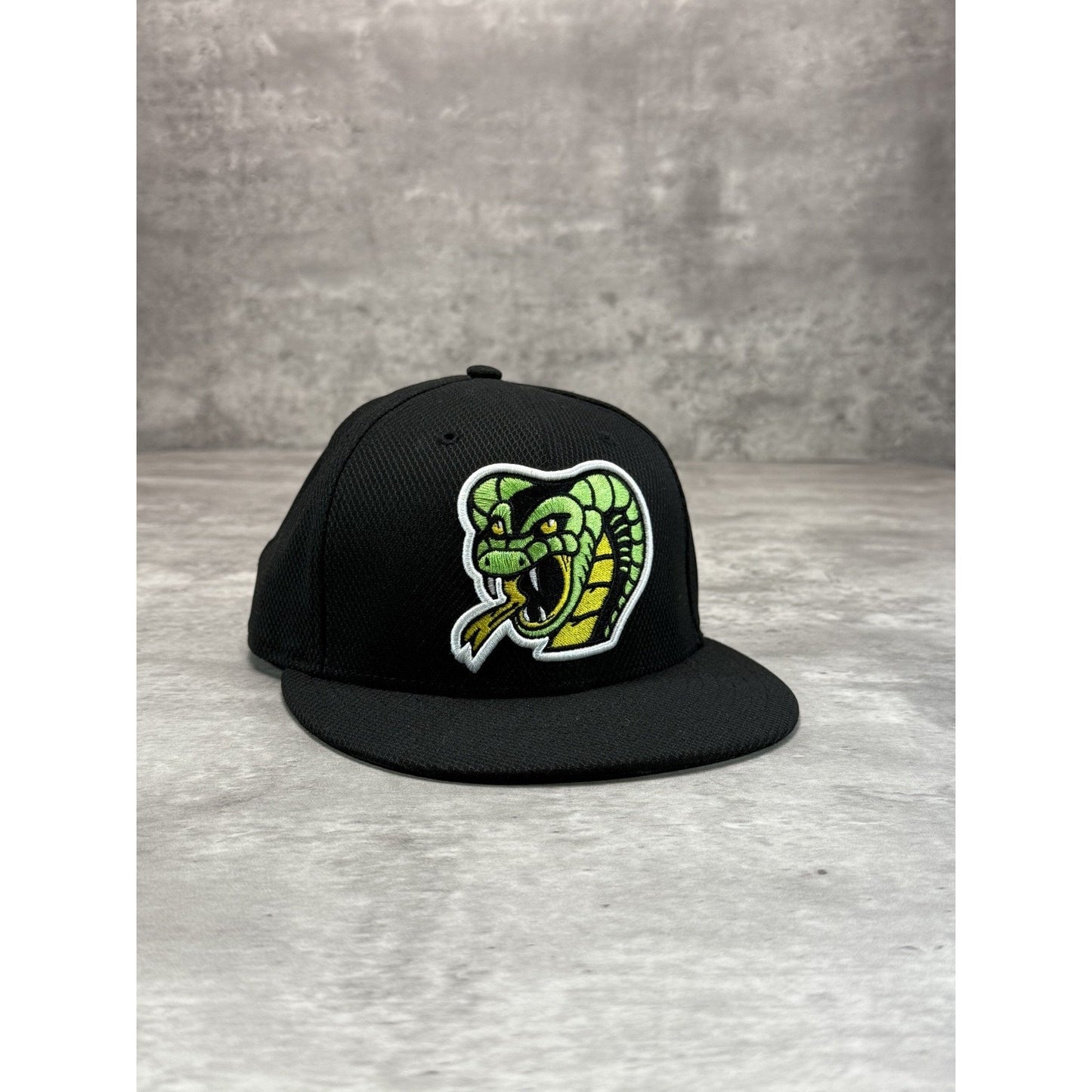 MiLB Embroidered Logo Baseball Fitted Hat Size 7 1/2 Black