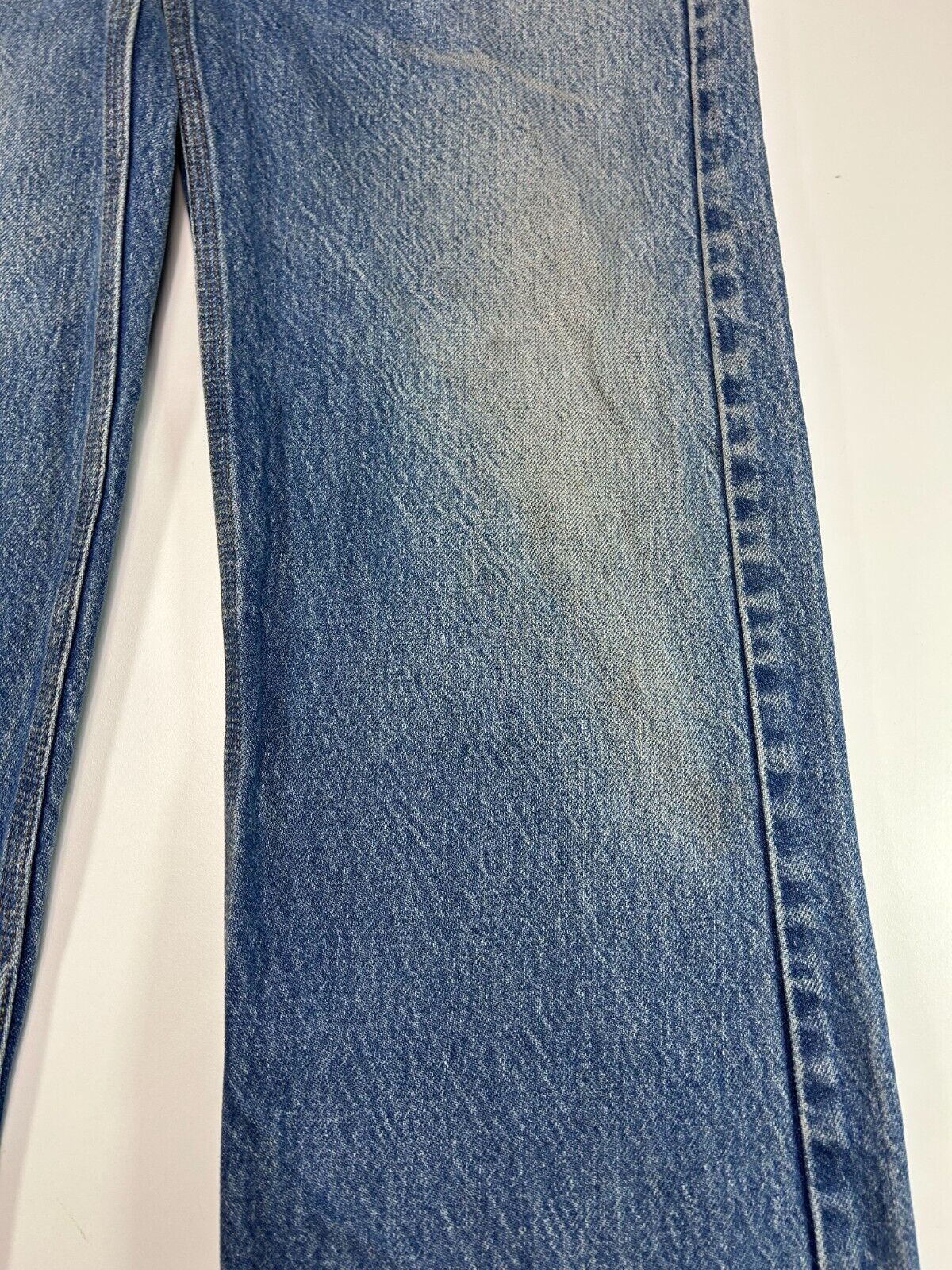Vintage Carhartt Relaxed Fit Medium Wash Denim Workwear Pants Size 32W
