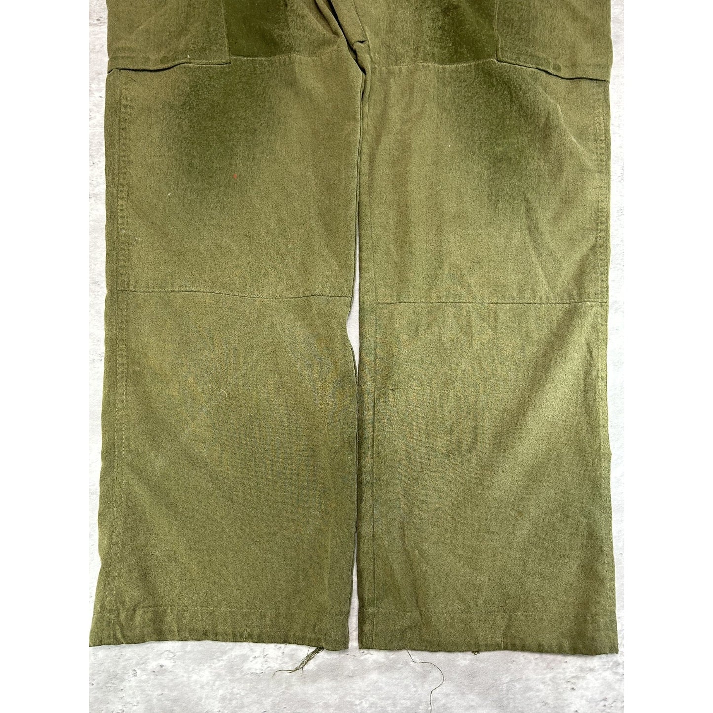 Vintage 1980s/90s MIlitary Nato Army Cargo Pants Size 36 Green