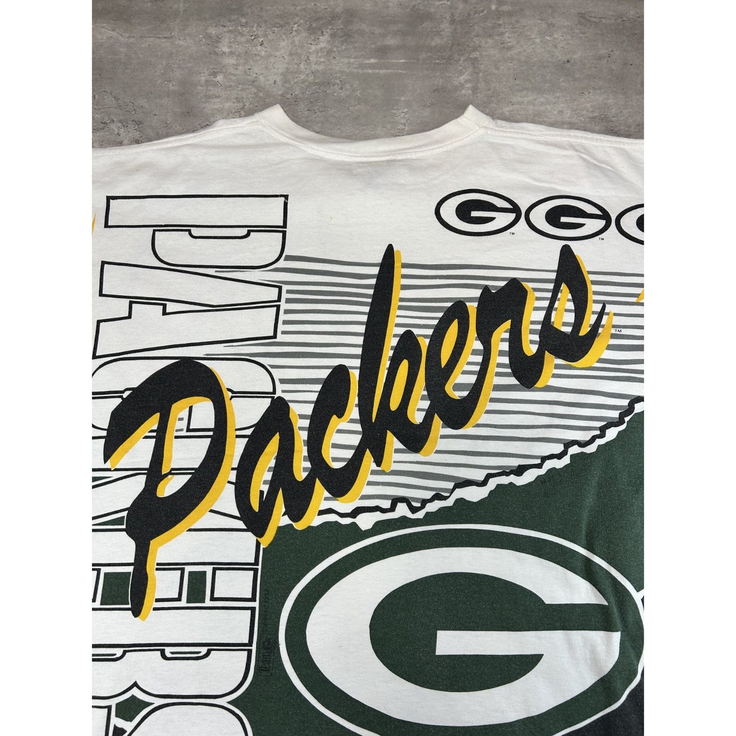 Vintage 90s Green Bay Packers NFL All Over Print Graphic T-Shirt Size 3XL