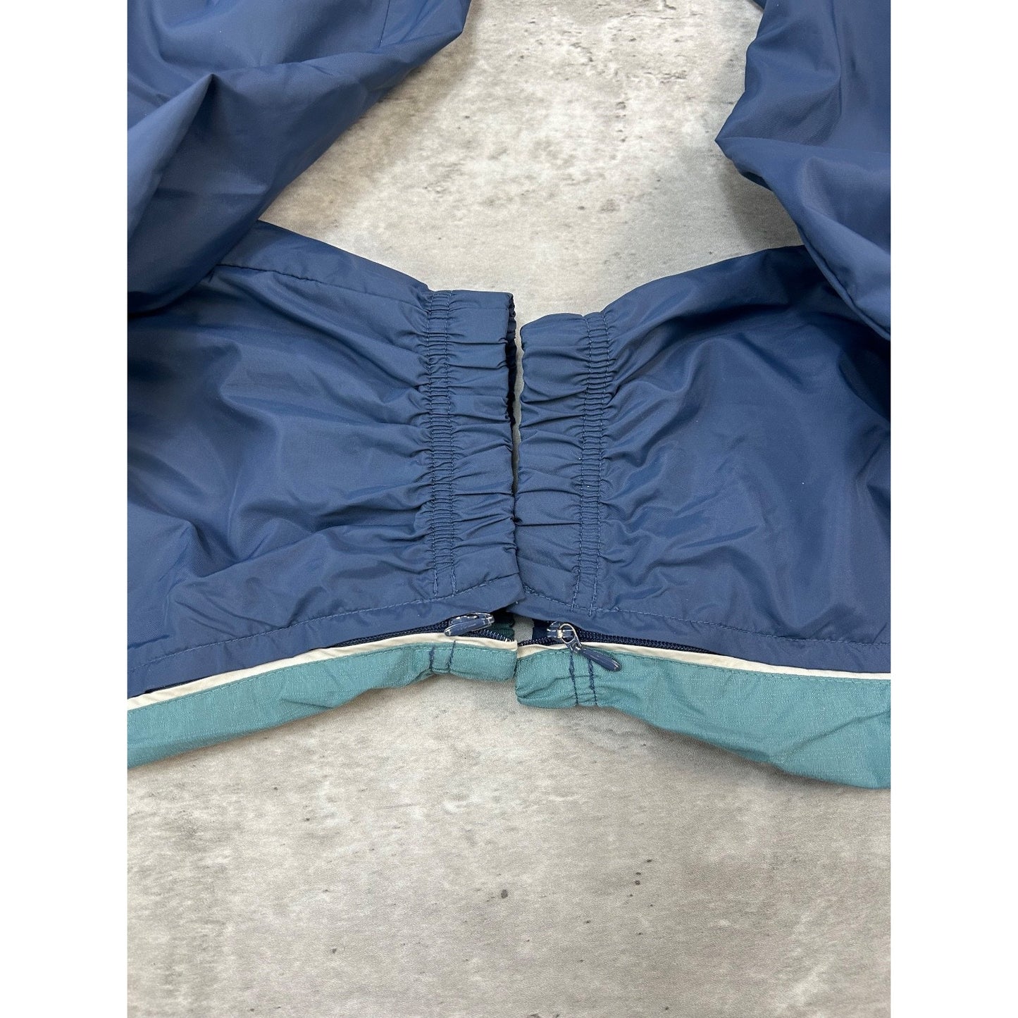 Vintage 2000s YOUTH Nike Embroidered Swoosh Two Tone Nylon Track Pants Sz Large