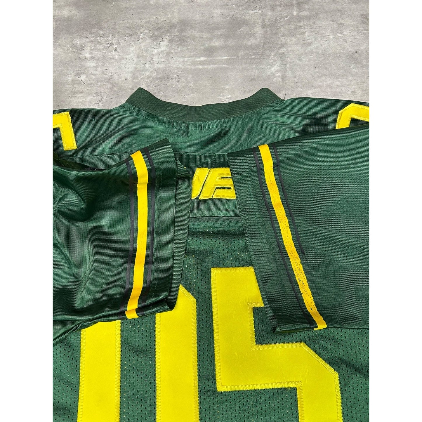 Vintage Y2K Fubu #05 Stitched Football Jersey Size XL Green/Yellow