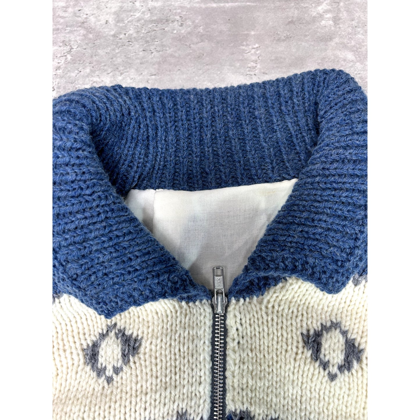 Vintage 80s Bird Print Striped Full Zip Collared Knit Sweater Size Large