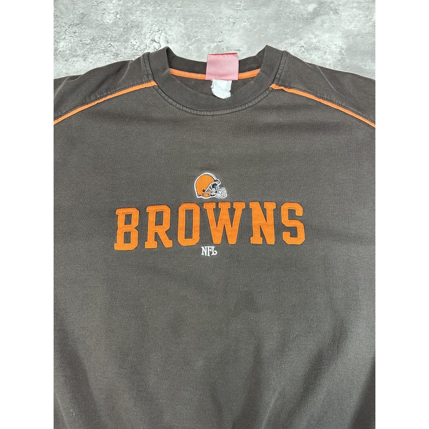 Vintage Cleveland Browns NFL Embroidered Spellout Football Sweatshirt Size XL