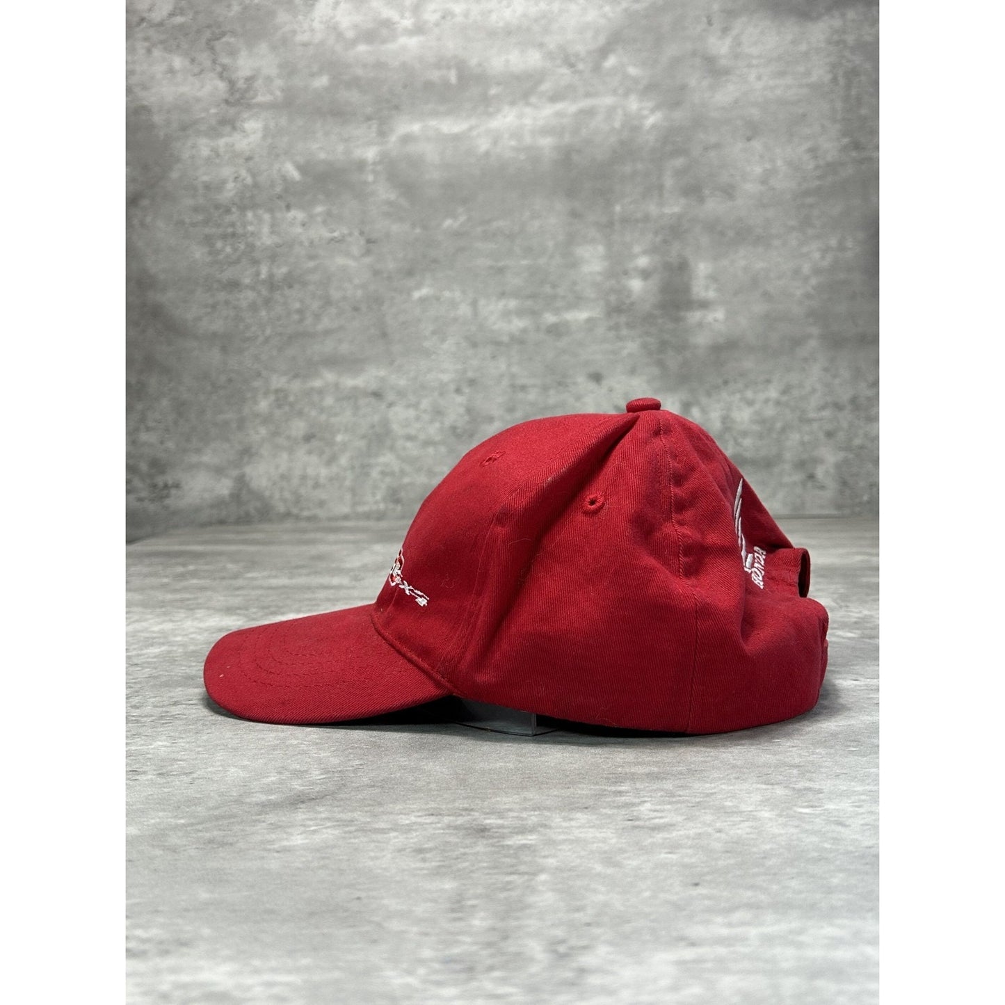 Vintage 90s Honda Big Red Embroidered Spellout Strapback Hat OSFA Red
