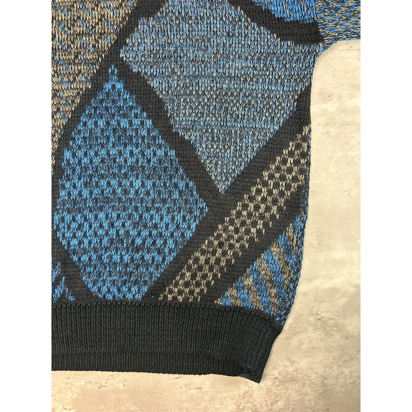 Vintage 80s/90s Abstract Print Pullover Ribbed Knit Sweater Size XL