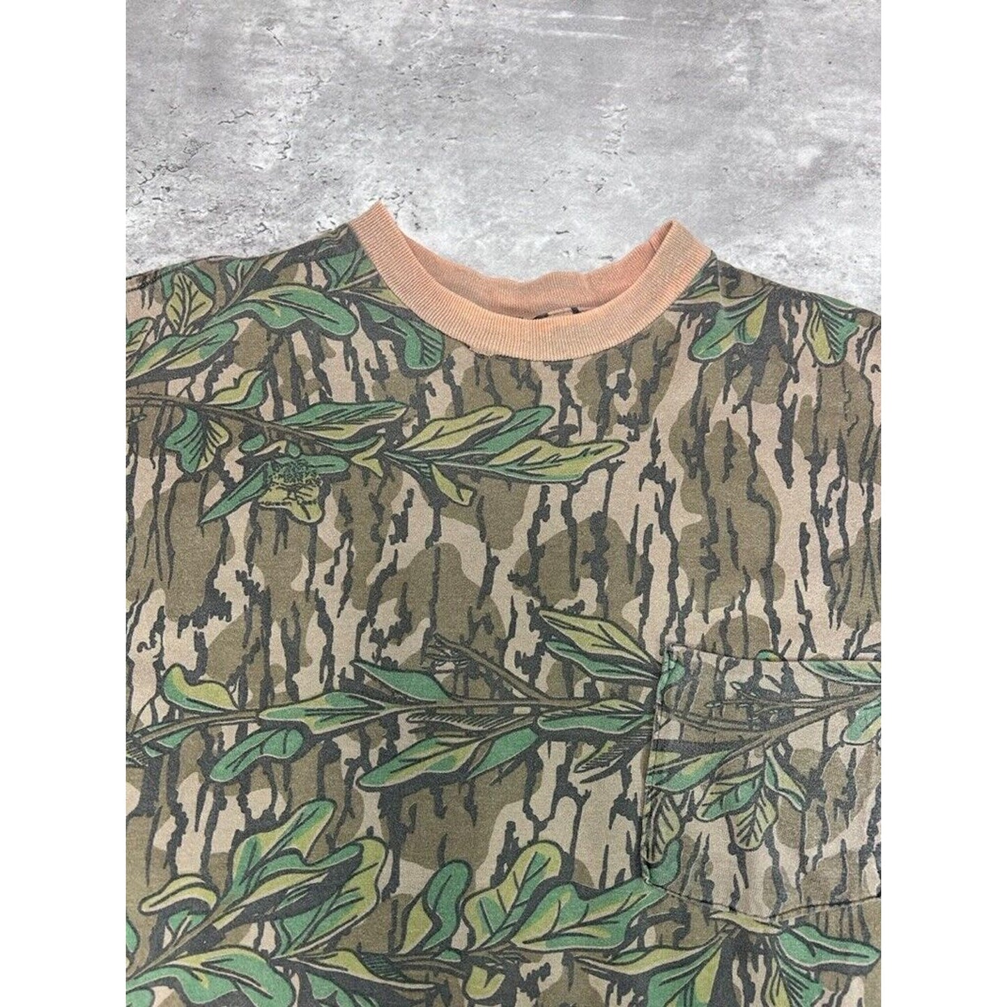 Vintage 80s/90s Tree Camo Pocket Long Sleeve Hunting T-Shirt Size XL