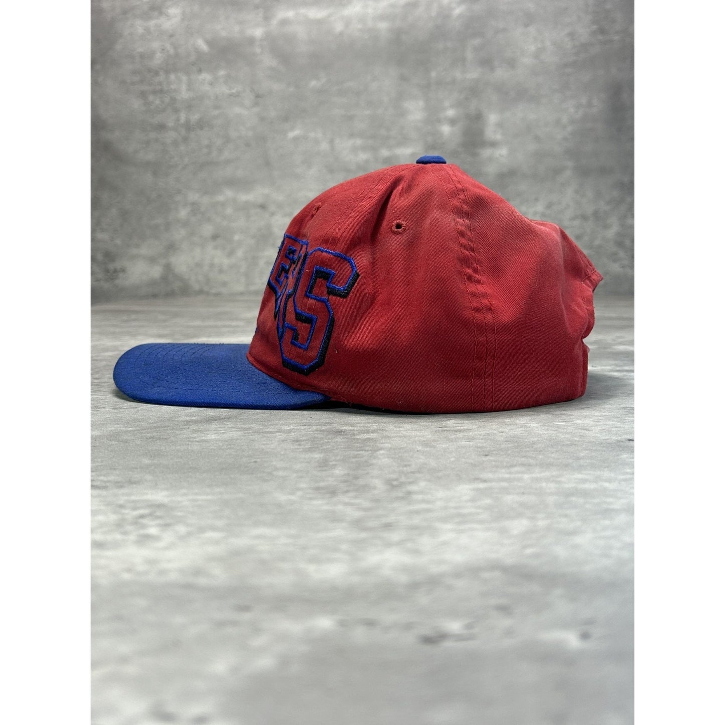 Vintage 90s Texas Rangers MLB Embroidered Arc Spellout Snapback Hat OSFA
