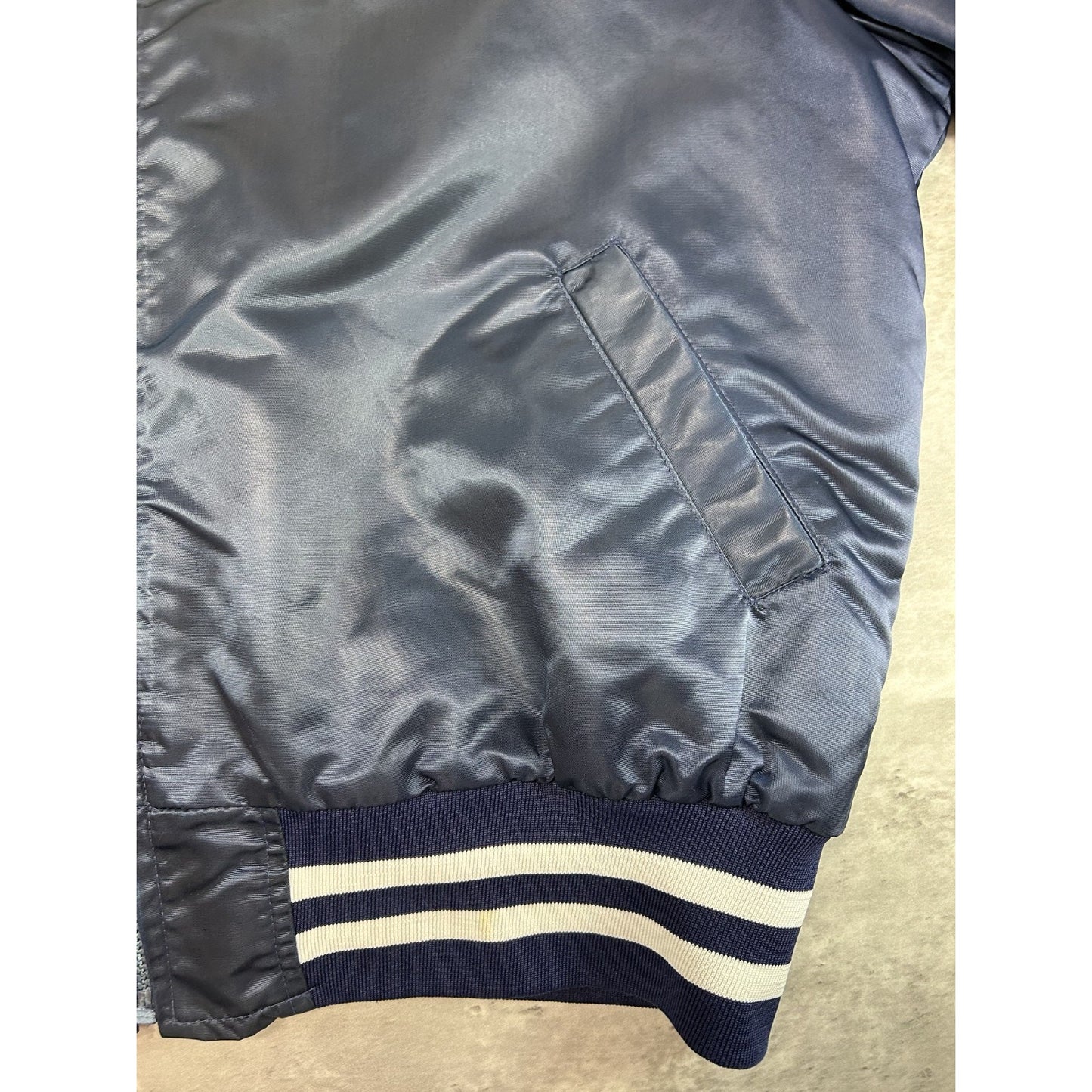 Vintage 90s New York Yankees MLB Embroidered Spellout Satin Bomber Jacket Sz XXL
