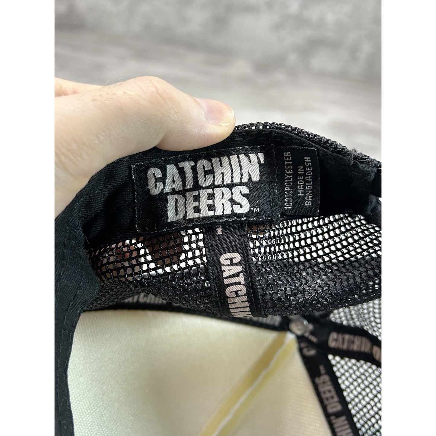Vintage 90s Catchin Deers Graphic Spellout Trucker Snapback Hat OSFA Black