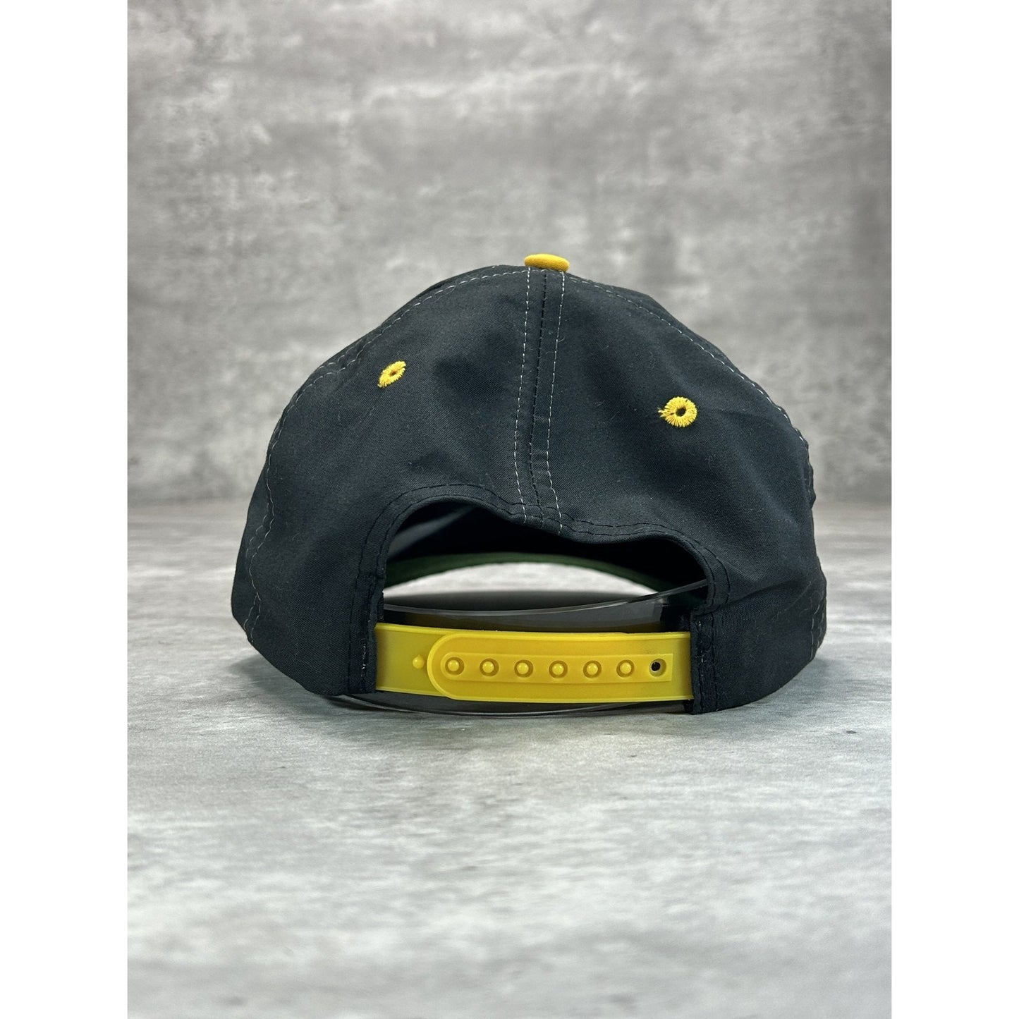Vintage 90s Boston Bruins NHL Embroidered Spellout Hockey Snapback Hat OSFA
