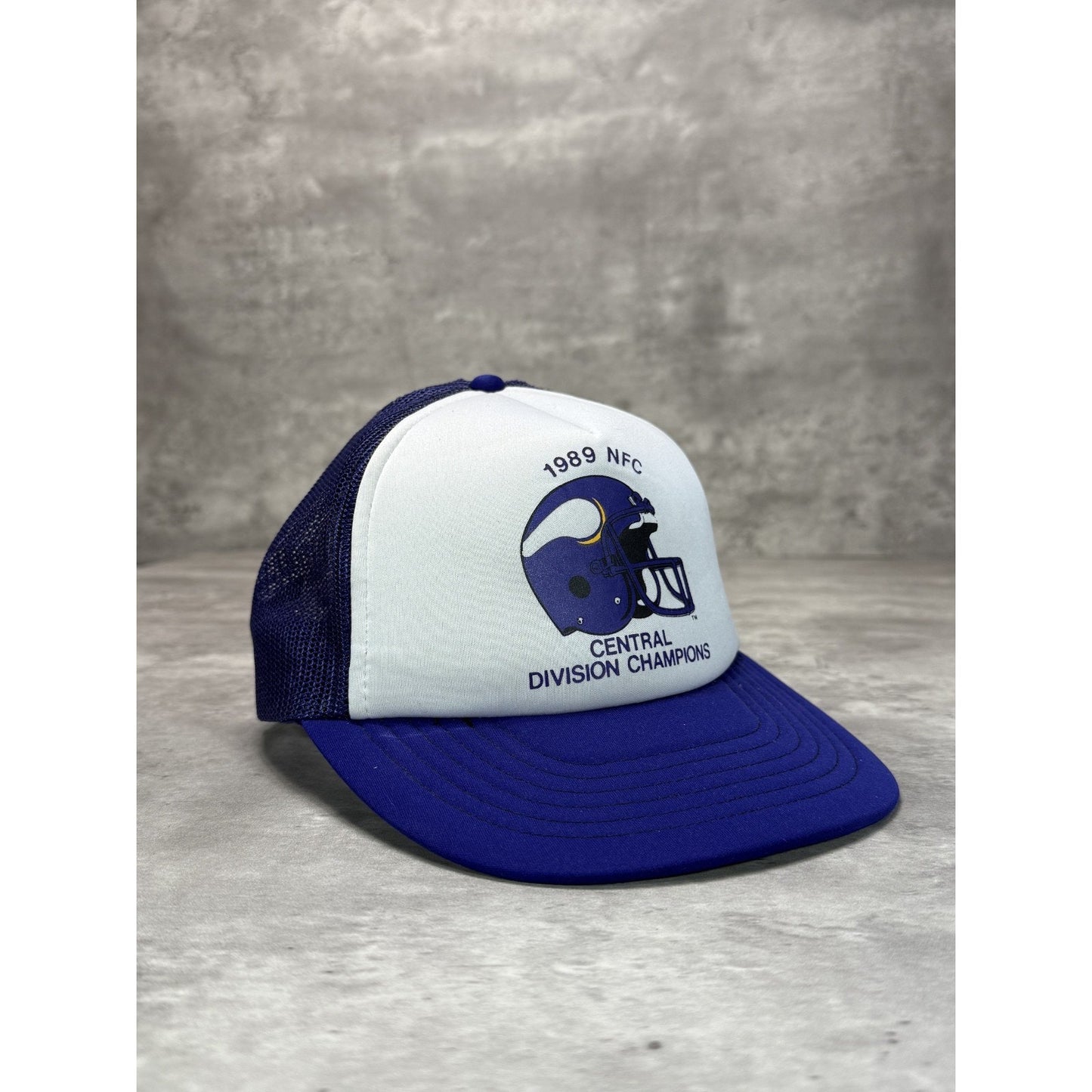 Vintage 1989 Minnesota Vikings NFL Division Champs Trucker Snapback Hat OSFA