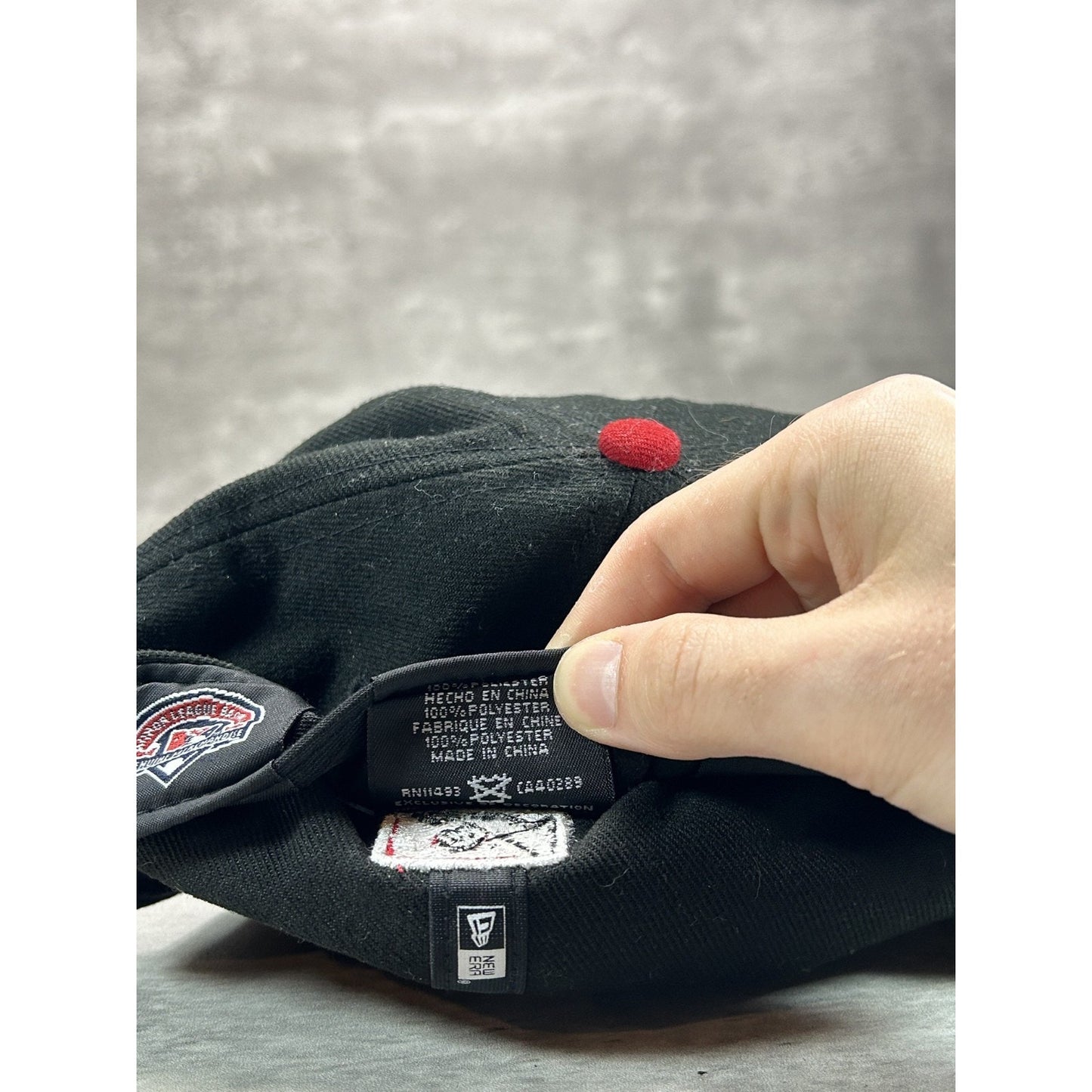 Rochester Red Wings MiLB Embroidered Logo Baseball Fitted Hat 7 1/2 Black
